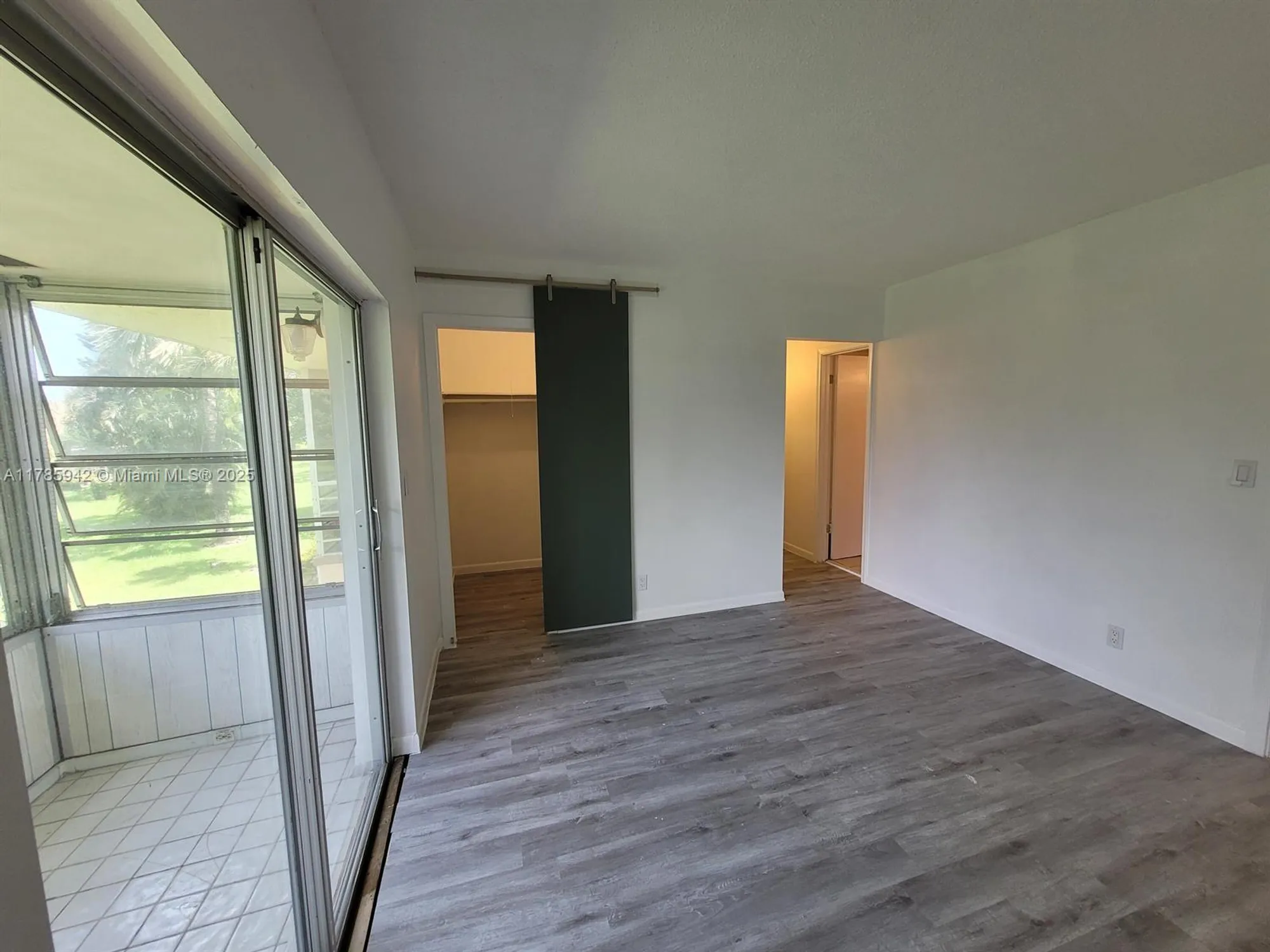 Property Slideshow image 6 of 18 | 14 salisbury a # 14, West Palm Beach, FL, 33417