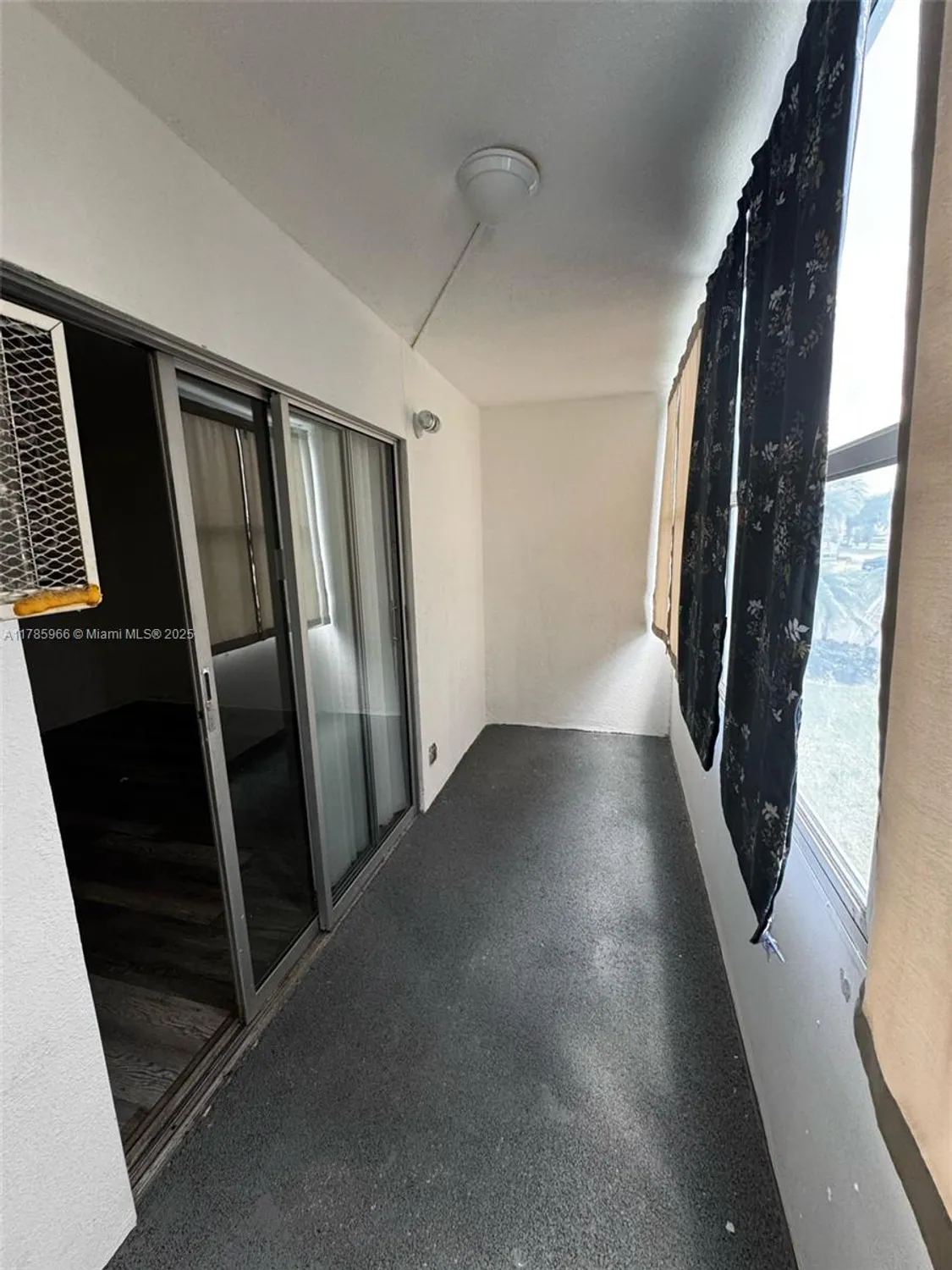 Property Slideshow image 8 of 31 | 22 suffolk a # 22, Boca Raton, FL, 33434