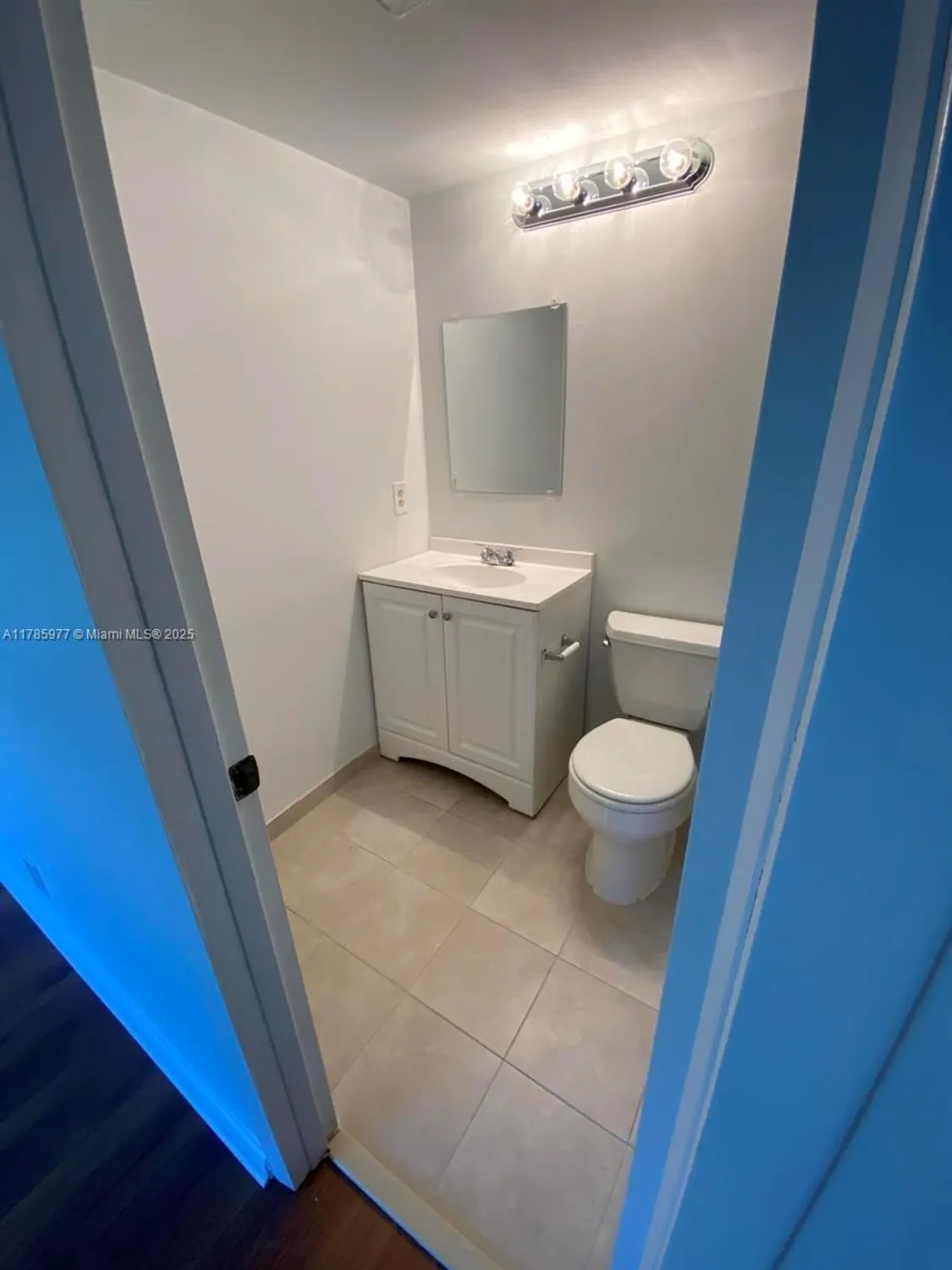 Property Slideshow image 11 of 15 | 381 fanshaw j # 381, Boca Raton, FL, 33434