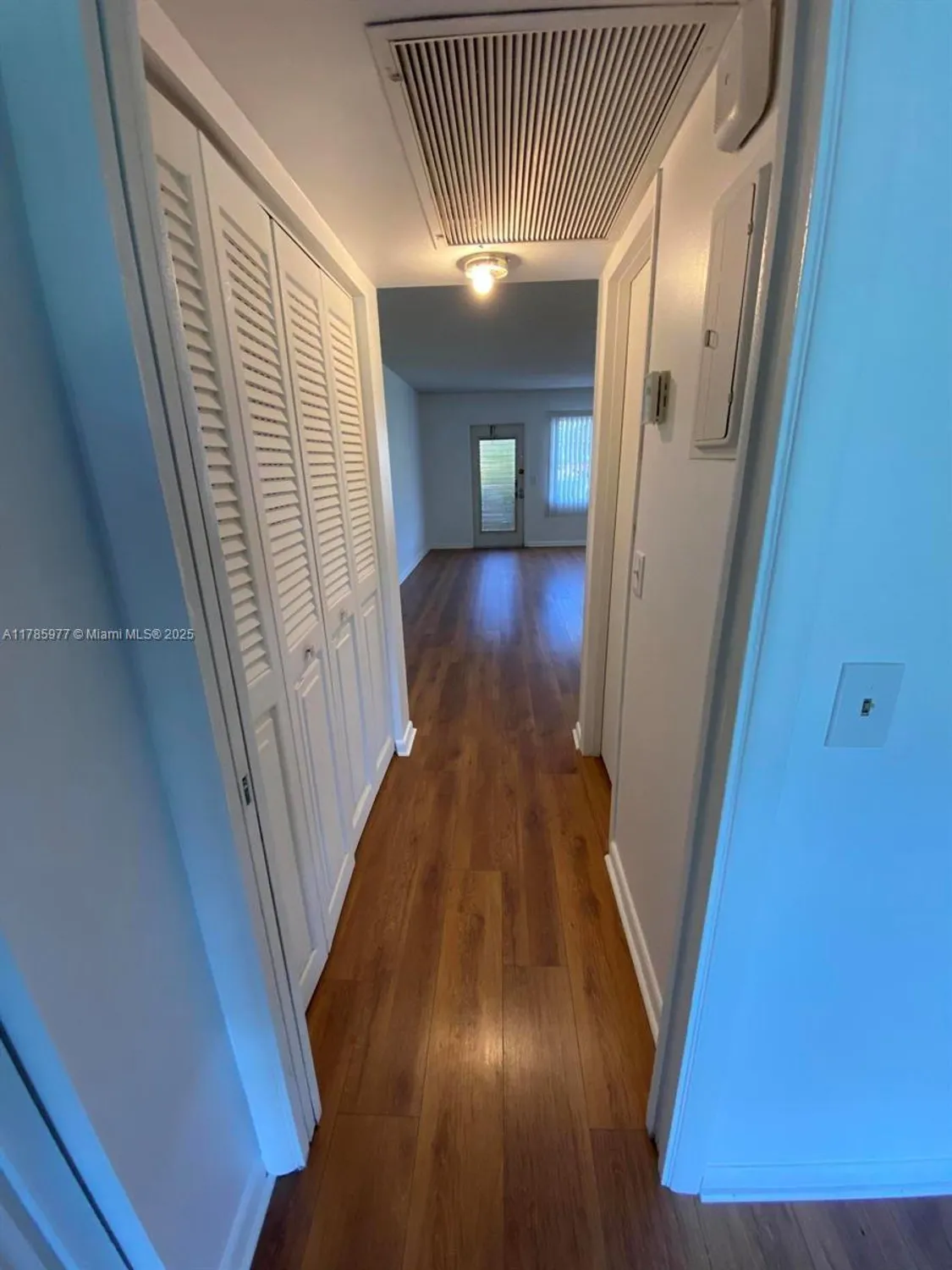 Property Slideshow image 13 of 15 | 381 fanshaw j # 381, Boca Raton, FL, 33434