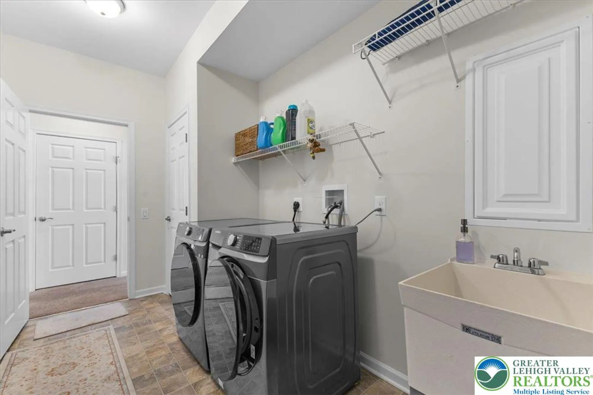 Property Slideshow image 38 of 64 | 3912 independence dr, Easton, PA, 18045