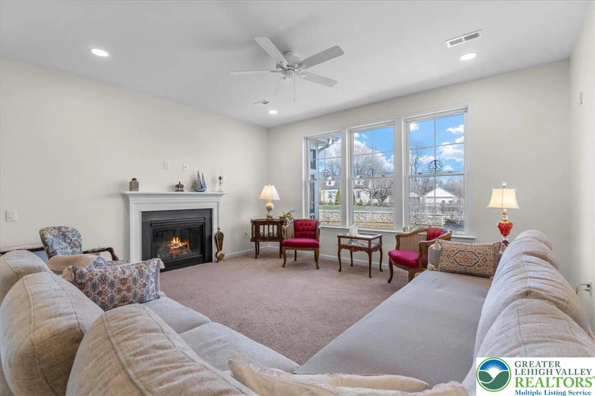 Property Slideshow image 4 of 64 | 3912 independence dr, Easton, PA, 18045