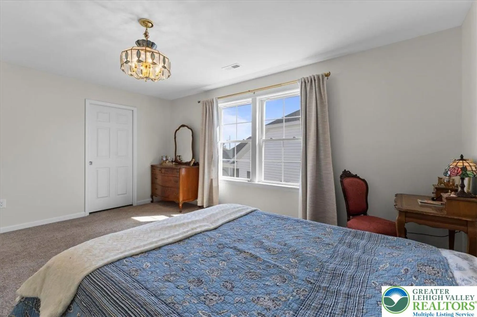 Property Slideshow image 8 of 64 | 3912 independence dr, Easton, PA, 18045