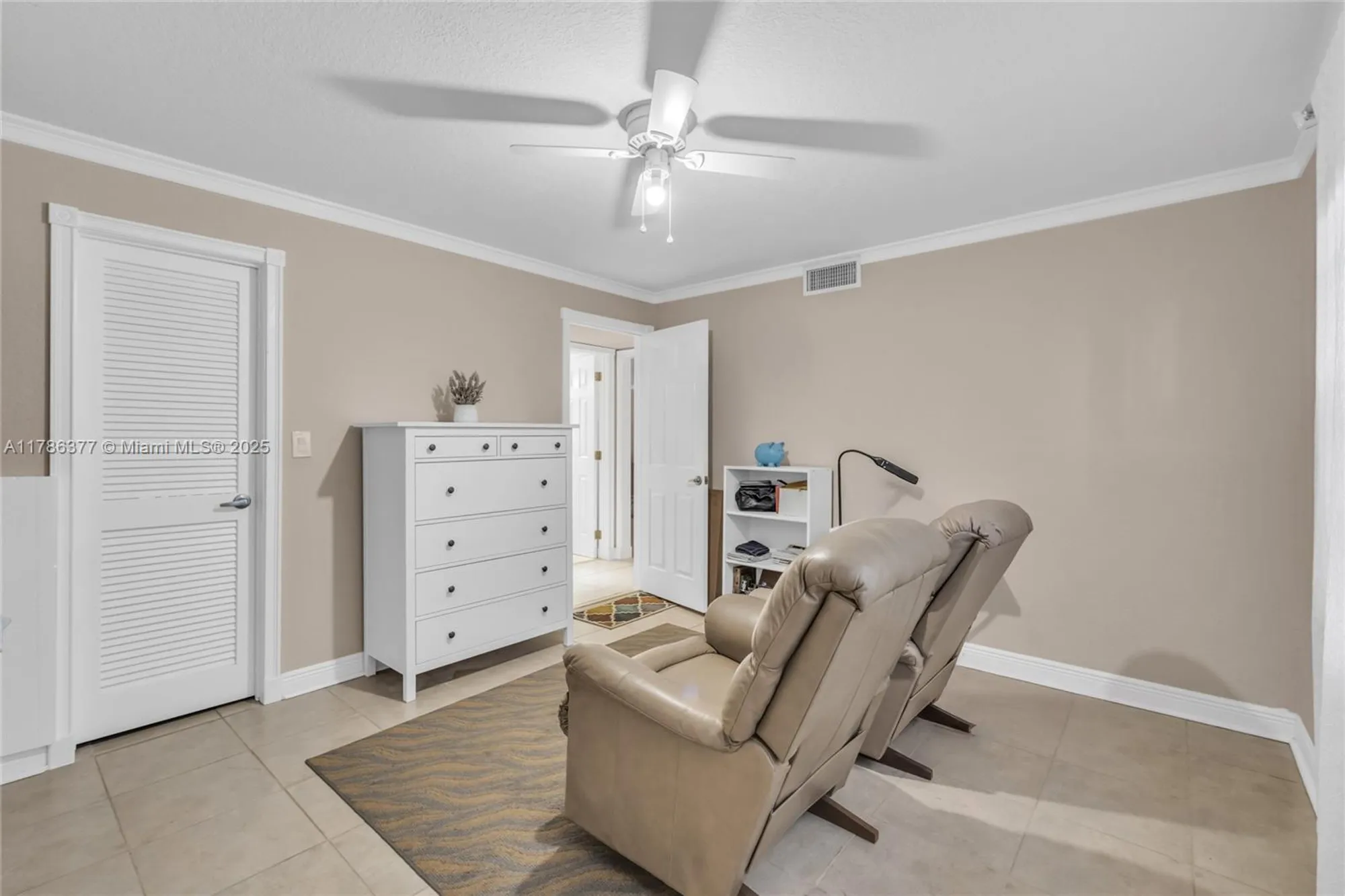 Property Slideshow image 18 of 35 | 281 s hollybrook dr apt 106, Pembroke Pines, FL, 33025