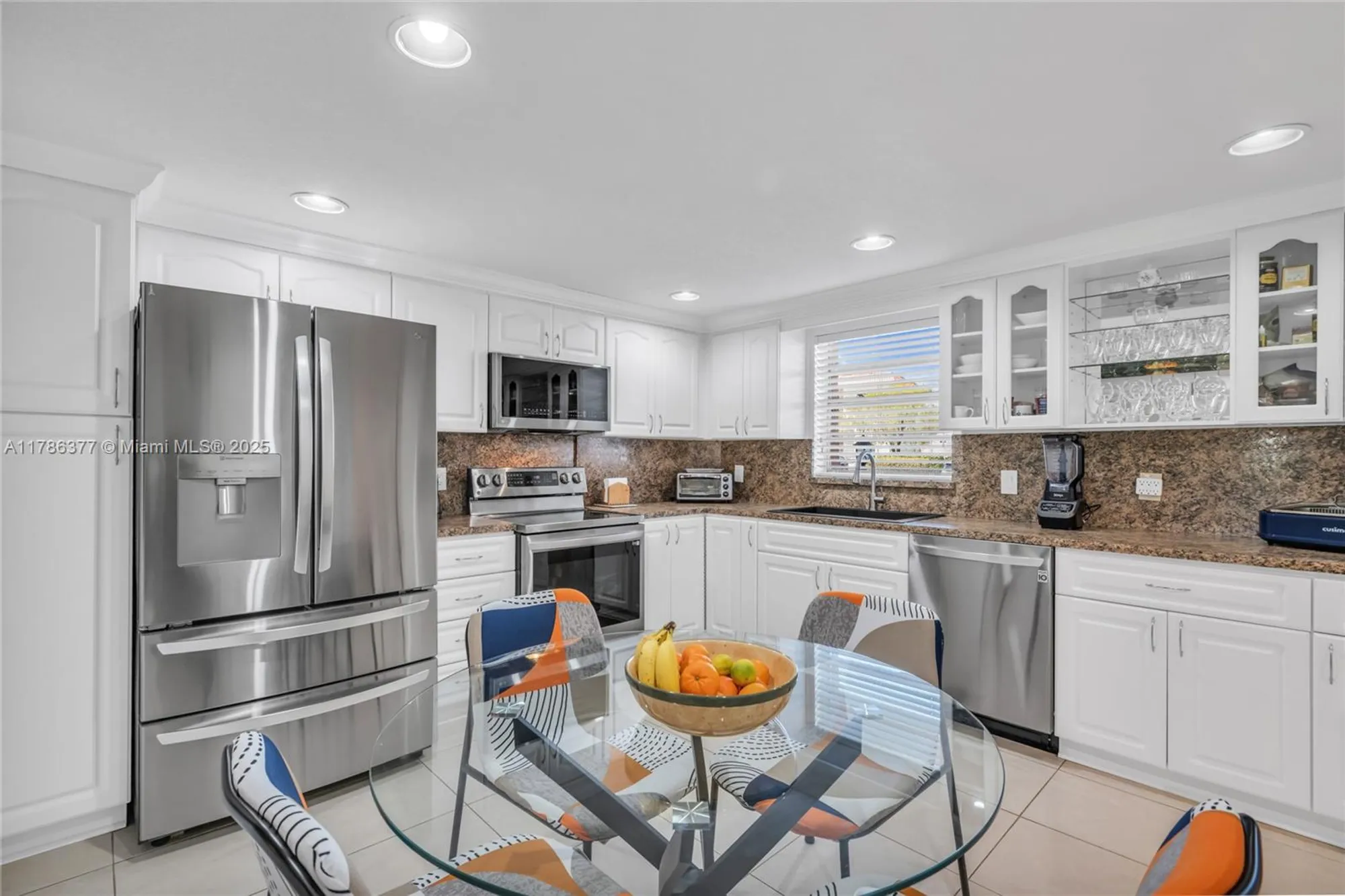 Property Slideshow image 1 of 35 | 281 s hollybrook dr apt 106, Pembroke Pines, FL, 33025