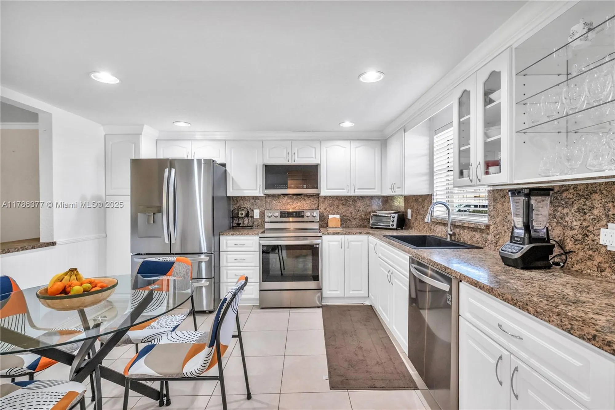 Property Slideshow image 2 of 35 | 281 s hollybrook dr apt 106, Pembroke Pines, FL, 33025