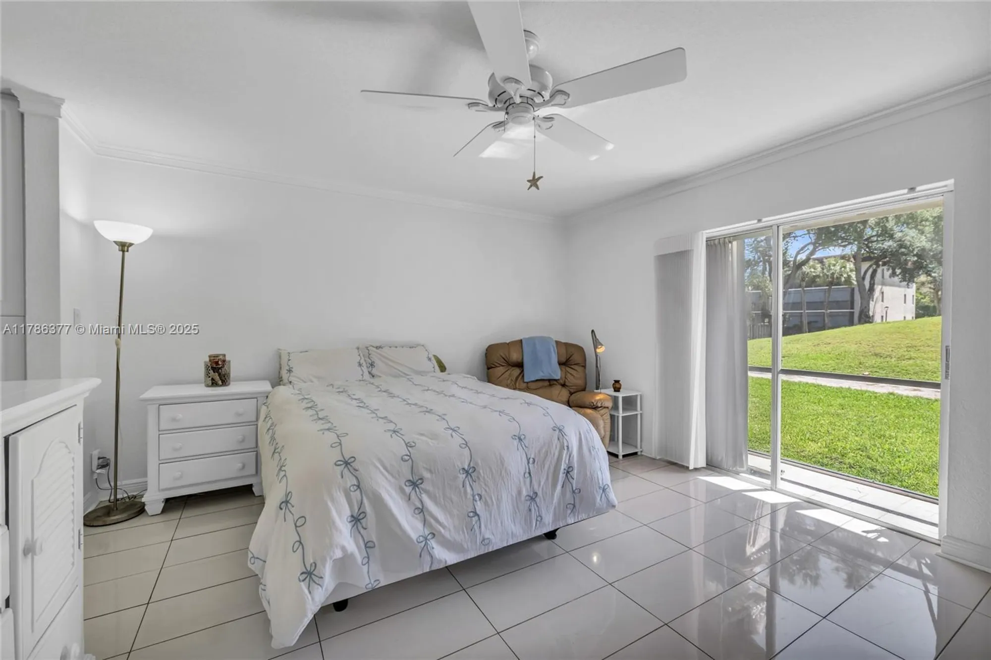 Property Slideshow image 20 of 35 | 281 s hollybrook dr apt 106, Pembroke Pines, FL, 33025