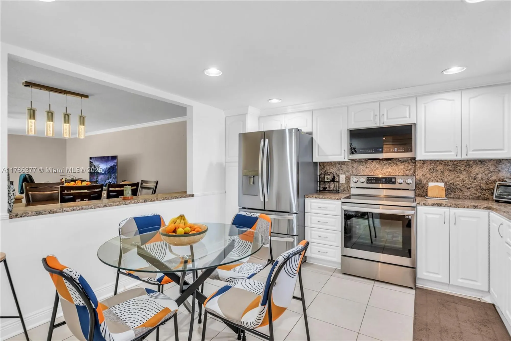 Property Slideshow image 4 of 35 | 281 s hollybrook dr apt 106, Pembroke Pines, FL, 33025