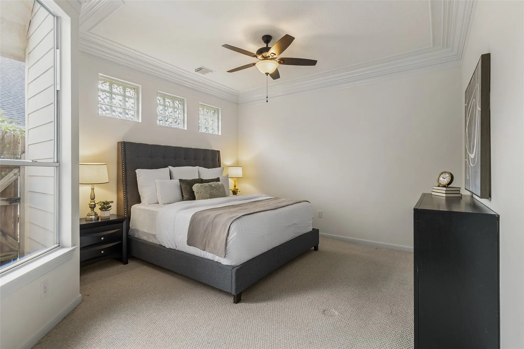 Property Slideshow image 26 of 40 | 34 e royal mews, Conroe, TX, 77384