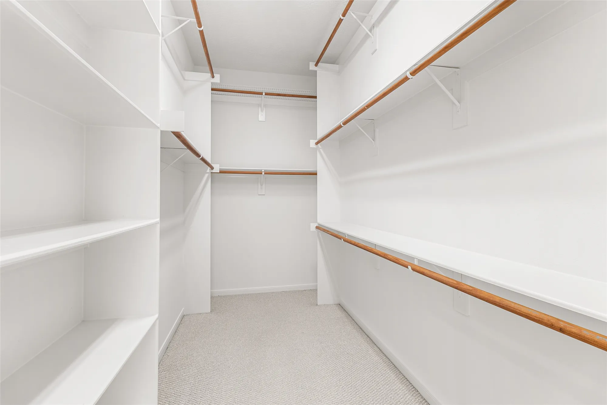 Property Slideshow image 32 of 40 | 34 e royal mews, Conroe, TX, 77384