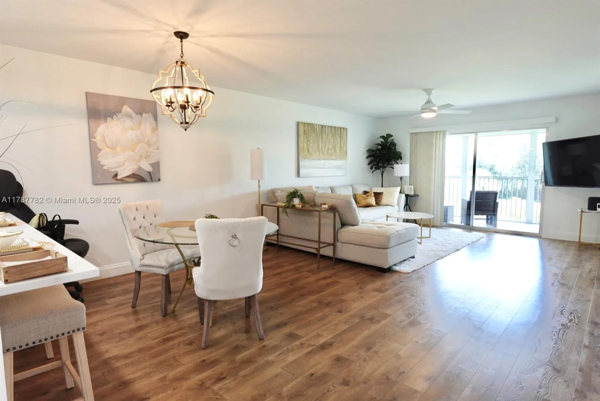 Property Slideshow image 5 of 31 | 12500 sw 6th st n413, Pembroke Pines, FL, 33027