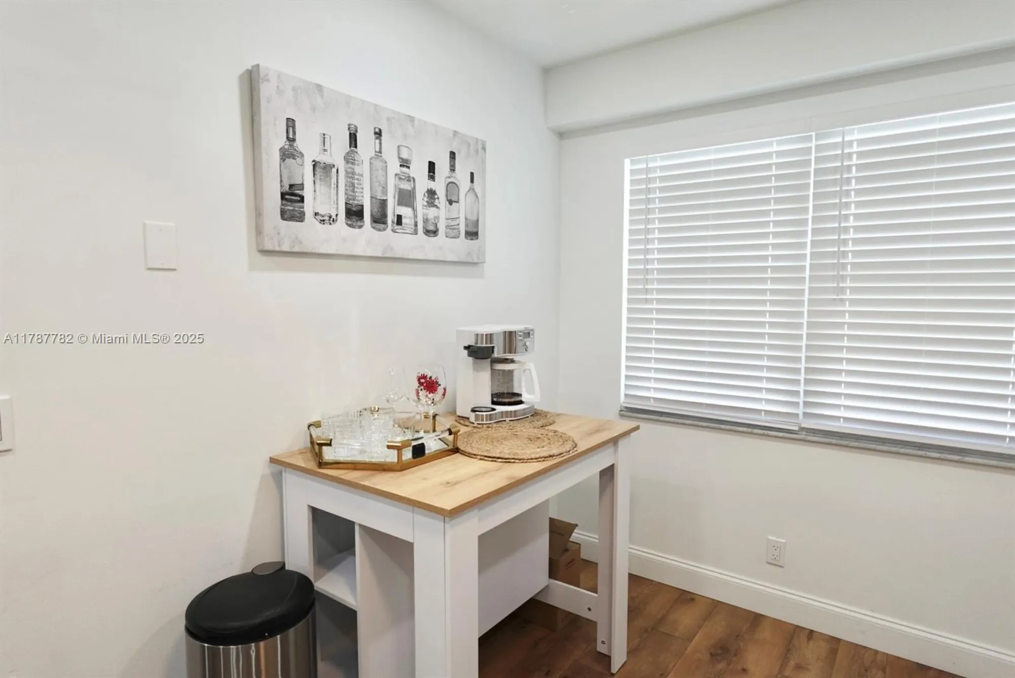 Property Slideshow image 9 of 31 | 12500 sw 6th st n413, Pembroke Pines, FL, 33027