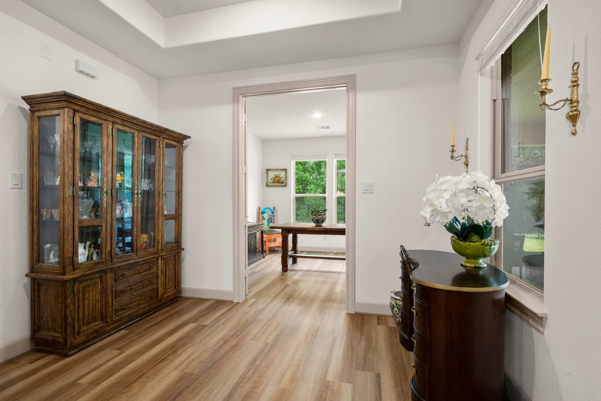 Property Slideshow image 20 of 28 | 12117 creekside villas ct, Conroe, TX, 77304