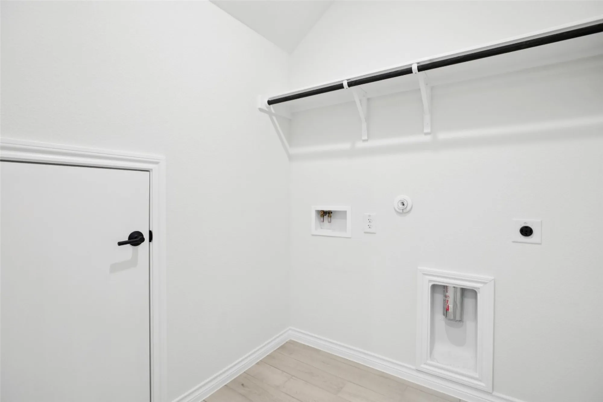 Property Slideshow image 16 of 27 | 107 san luis pass unit 101, San Marcos, TX, 78666