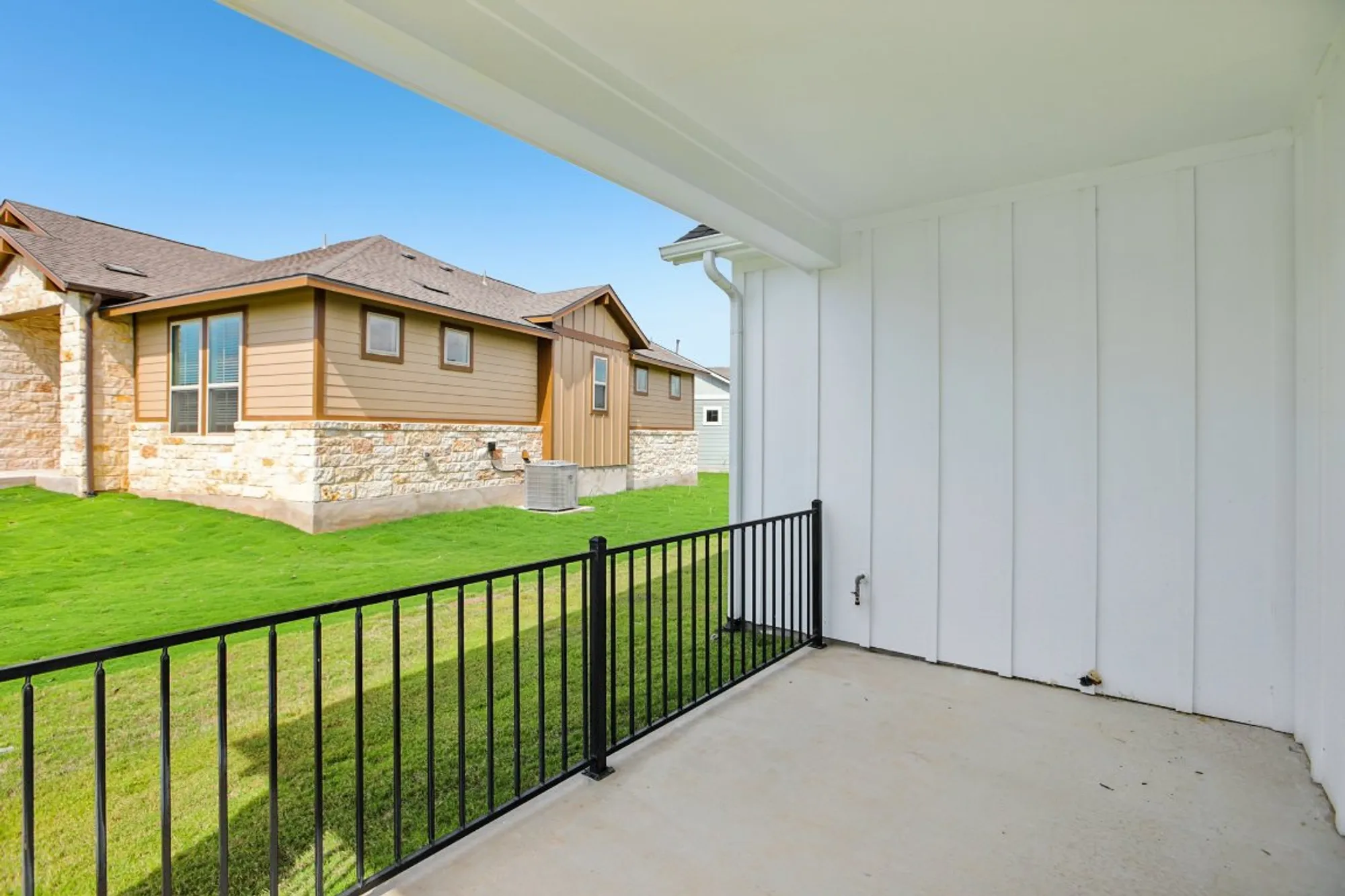 Property Slideshow image 24 of 29 | 118 antoinette way unit 102, San Marcos, TX, 78666