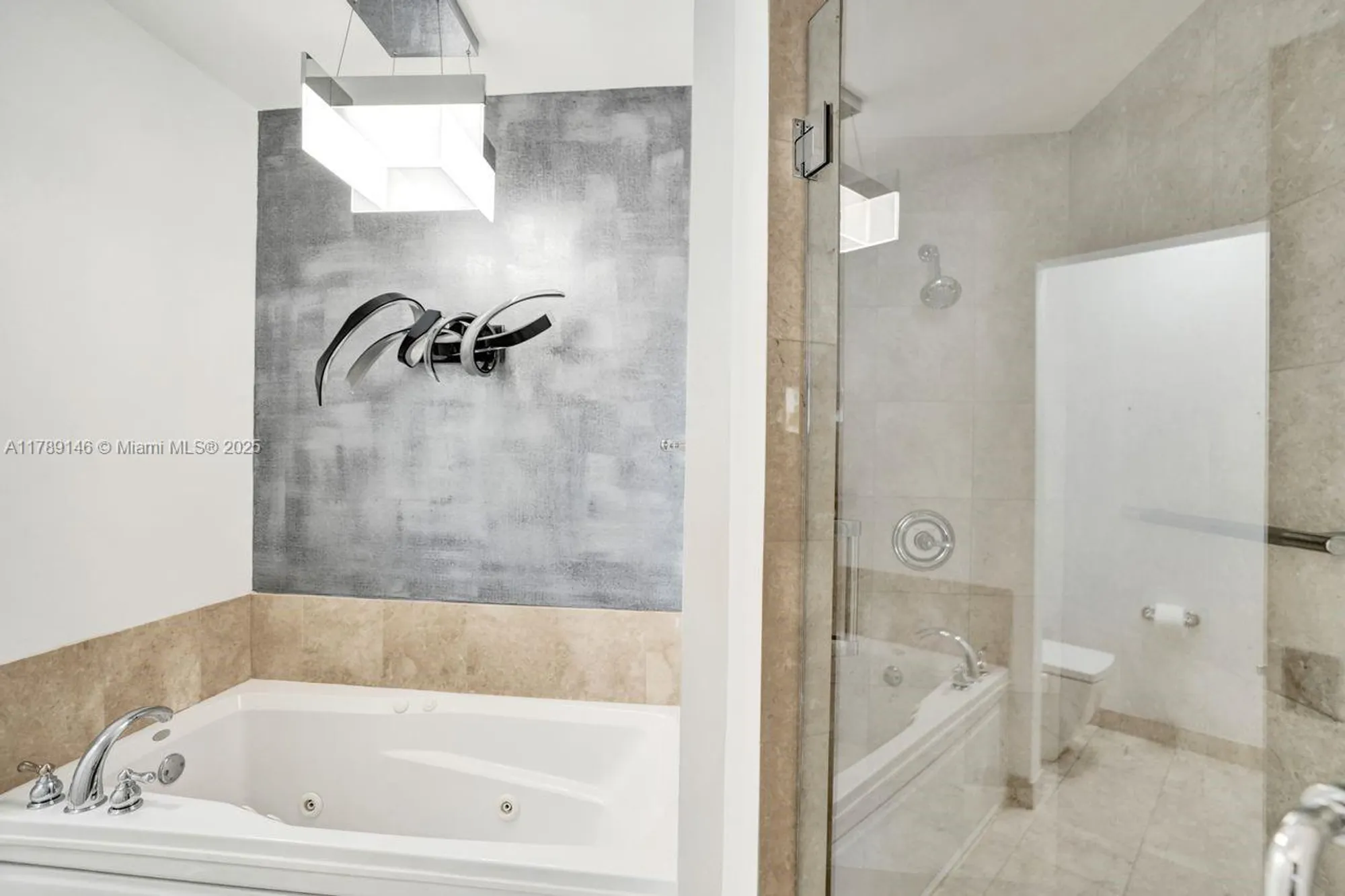 Property Slideshow image 12 of 33 | 16101 emerald estates dr 342, Weston, FL, 33331
