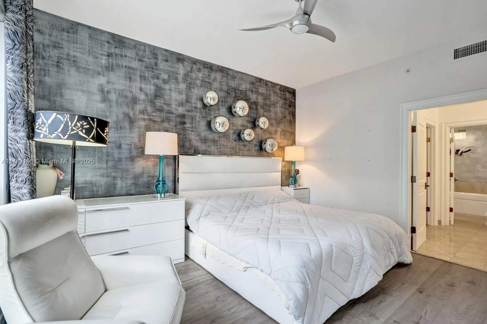 Property Slideshow image 9 of 33 | 16101 emerald estates dr 342, Weston, FL, 33331