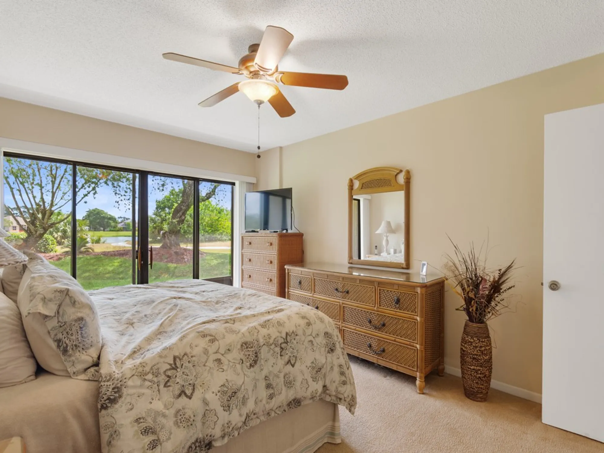 Property Slideshow image 15 of 35 | 3450 twin lakes ter apt 103, Fort Pierce, FL, 34951