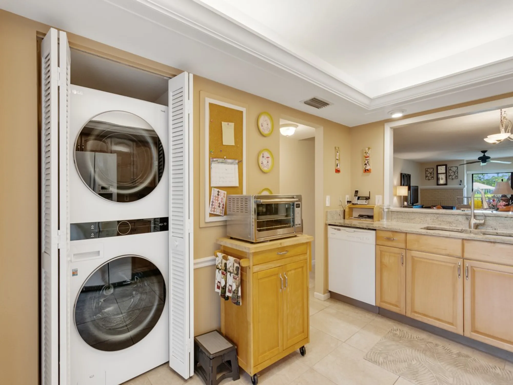 Property Slideshow image 12 of 35 | 3450 twin lakes ter apt 103, Fort Pierce, FL, 34951