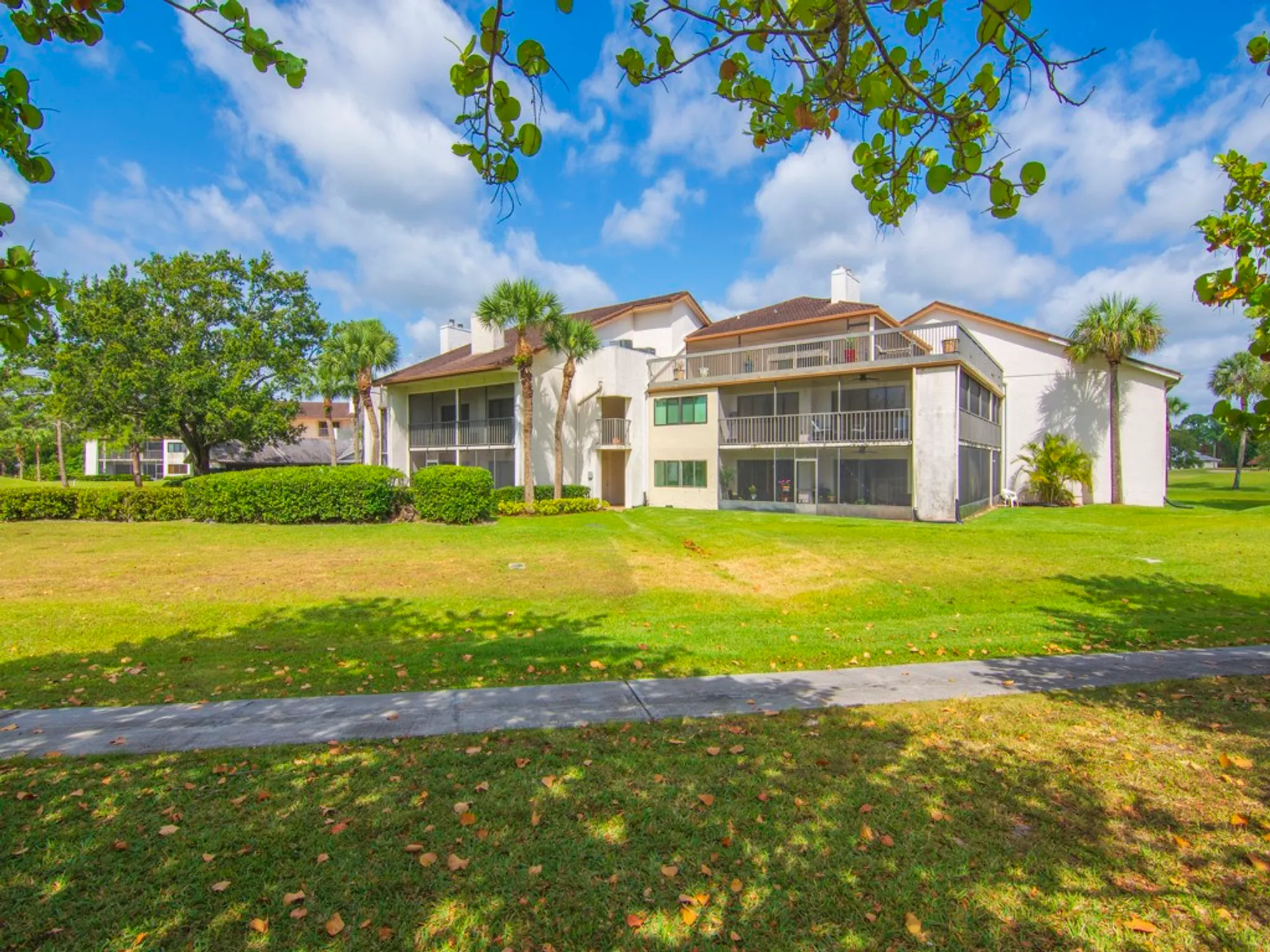 Property Slideshow image 23 of 35 | 3450 twin lakes ter apt 103, Fort Pierce, FL, 34951