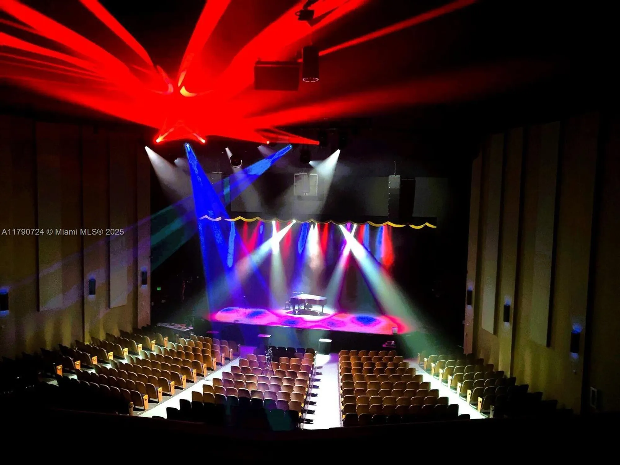 Property Slideshow image 21 of 33 | 79 lyndhurst d, Deerfield Beach, FL, 33442