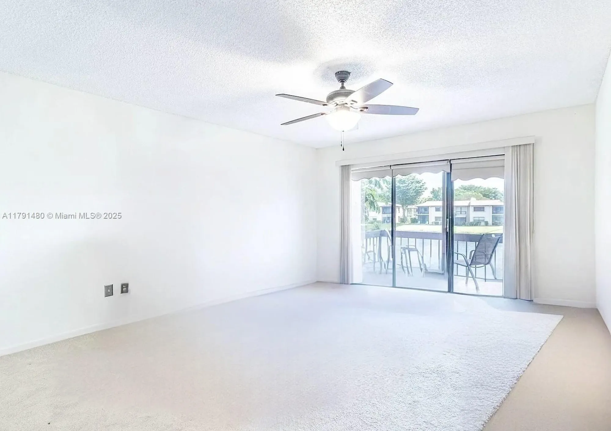 Property Slideshow image 16 of 18 | 21338 juego cir apt 11c, Boca Raton, FL, 33433