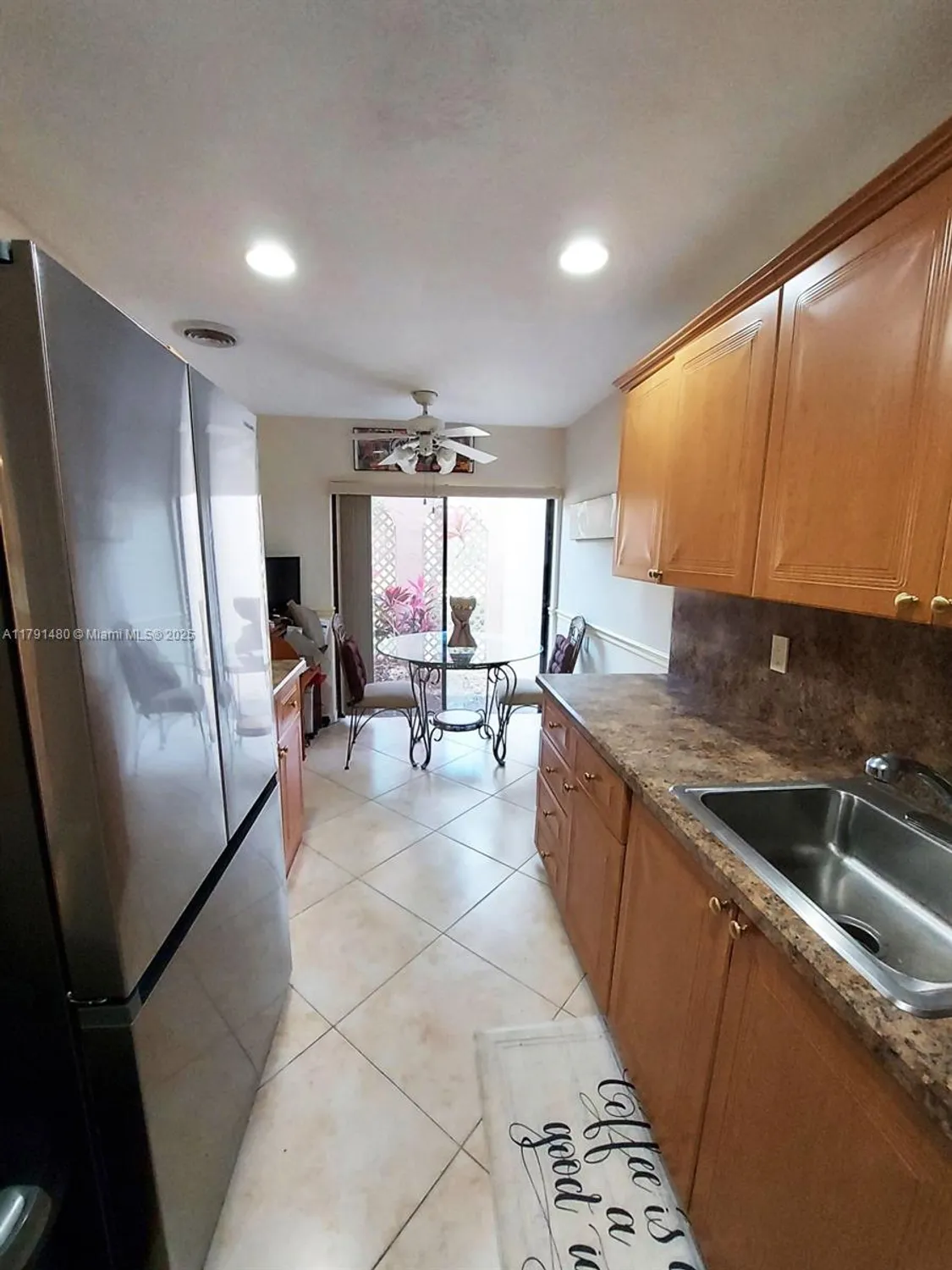Property Slideshow image 9 of 18 | 21338 juego cir apt 11c, Boca Raton, FL, 33433