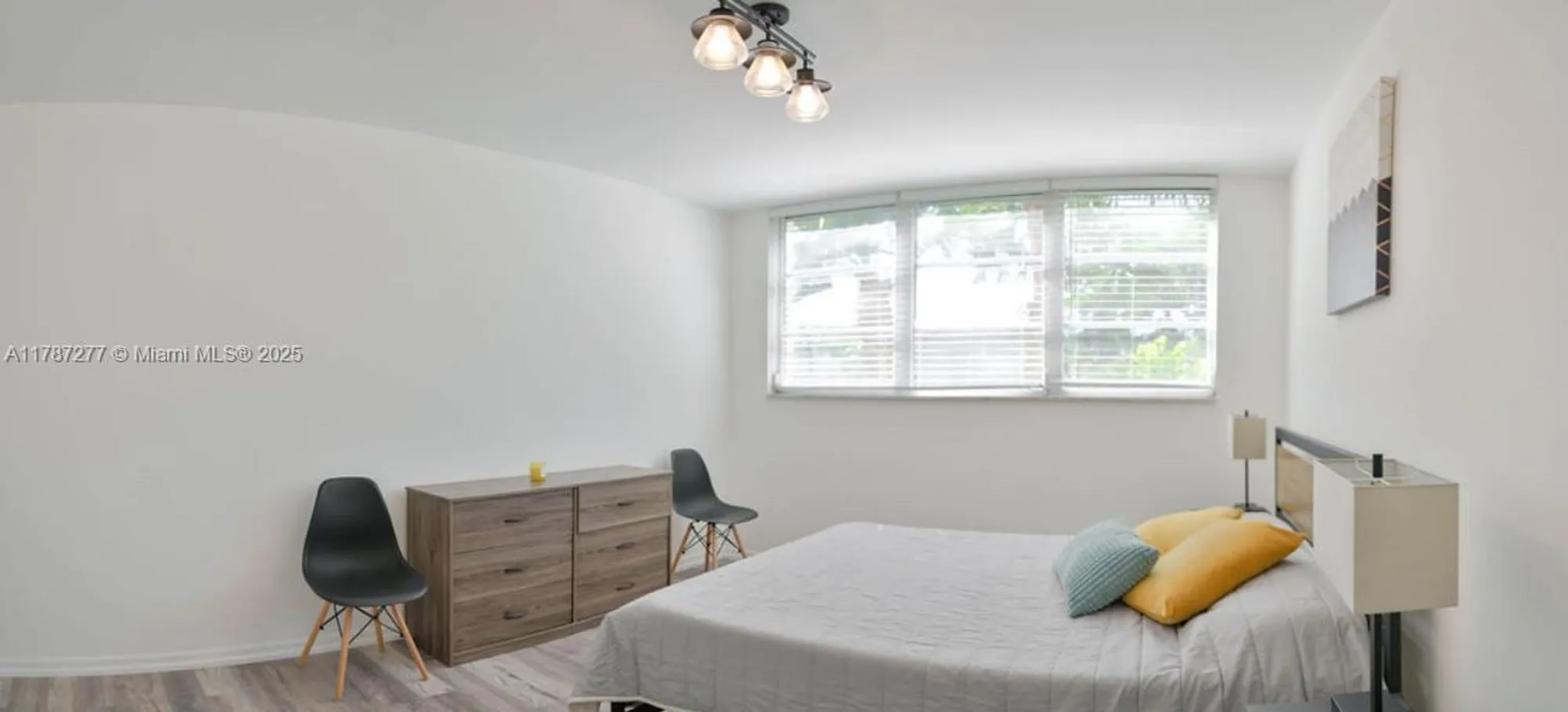 Property Slideshow image 10 of 34 | 8901 s hollybrook blvd apt 206, Pembroke Pines, FL, 33025