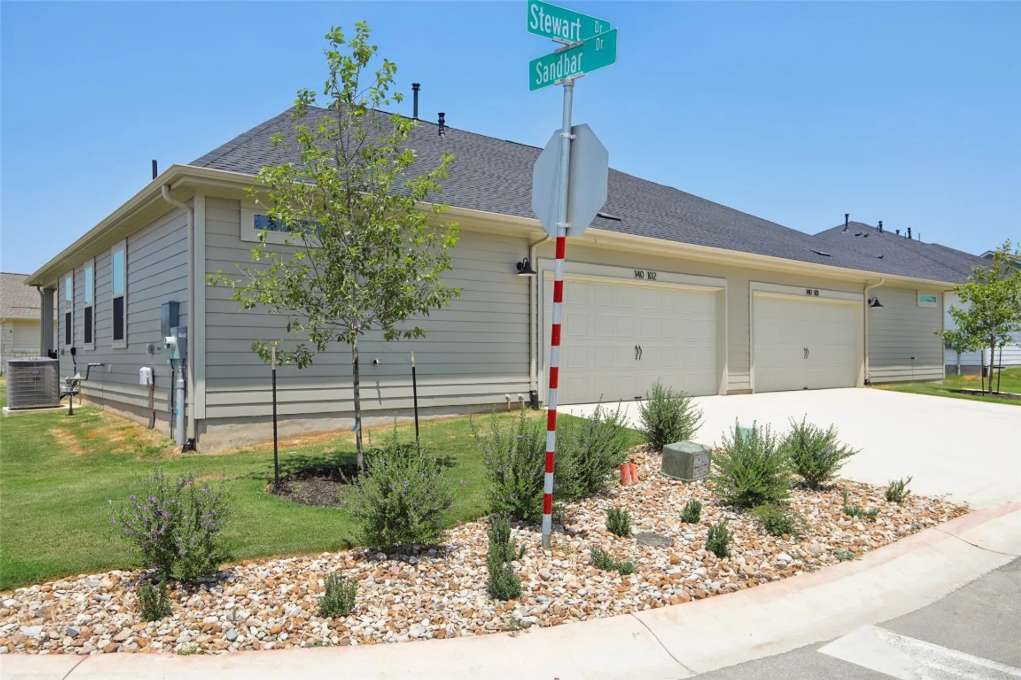 Property Slideshow image 19 of 23 | 140 stewart dr # 102, San Marcos, TX, 78666