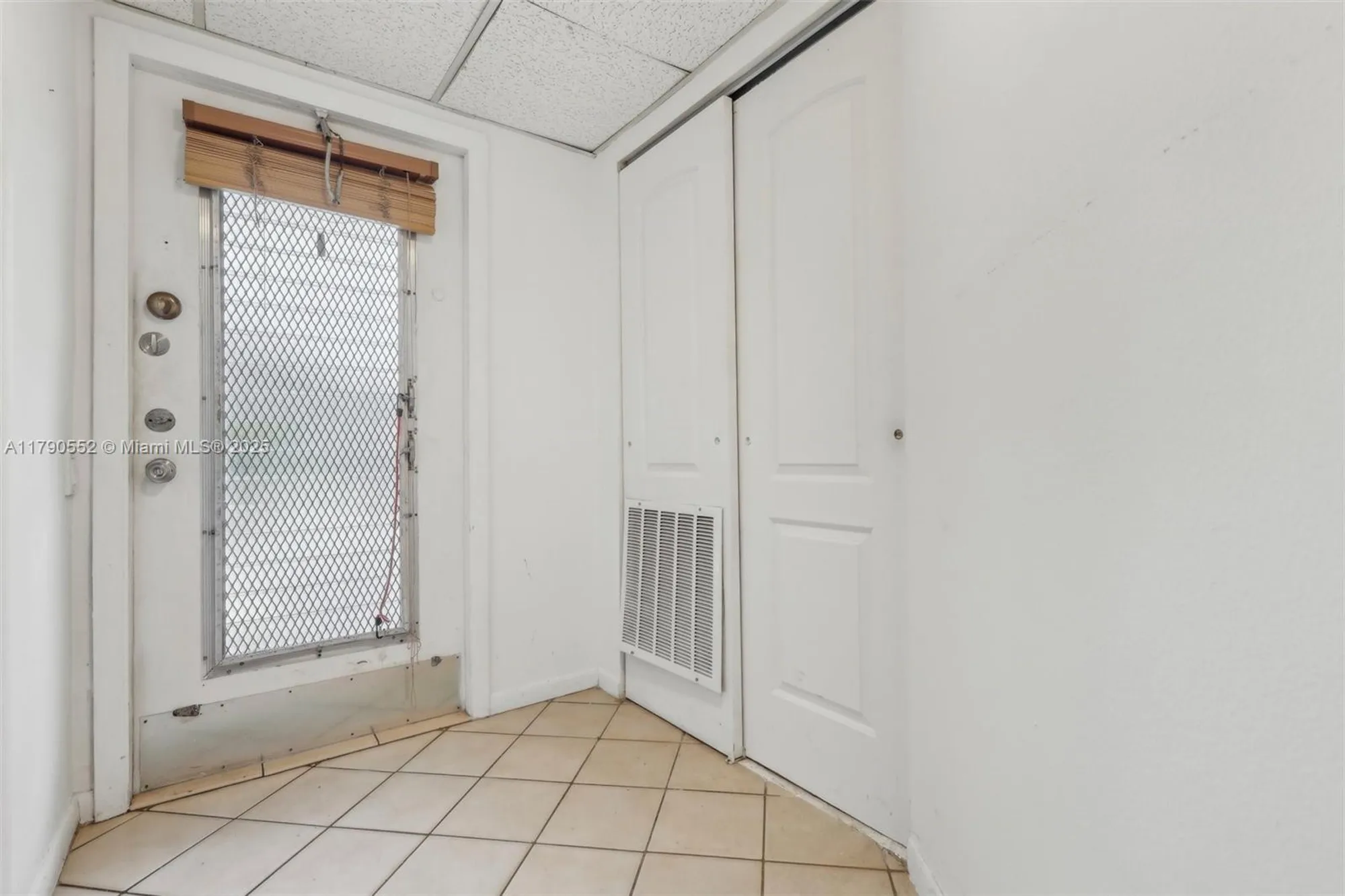 Property Slideshow image 16 of 36 | 9201 lime bay blvd 105, Tamarac, FL, 33321