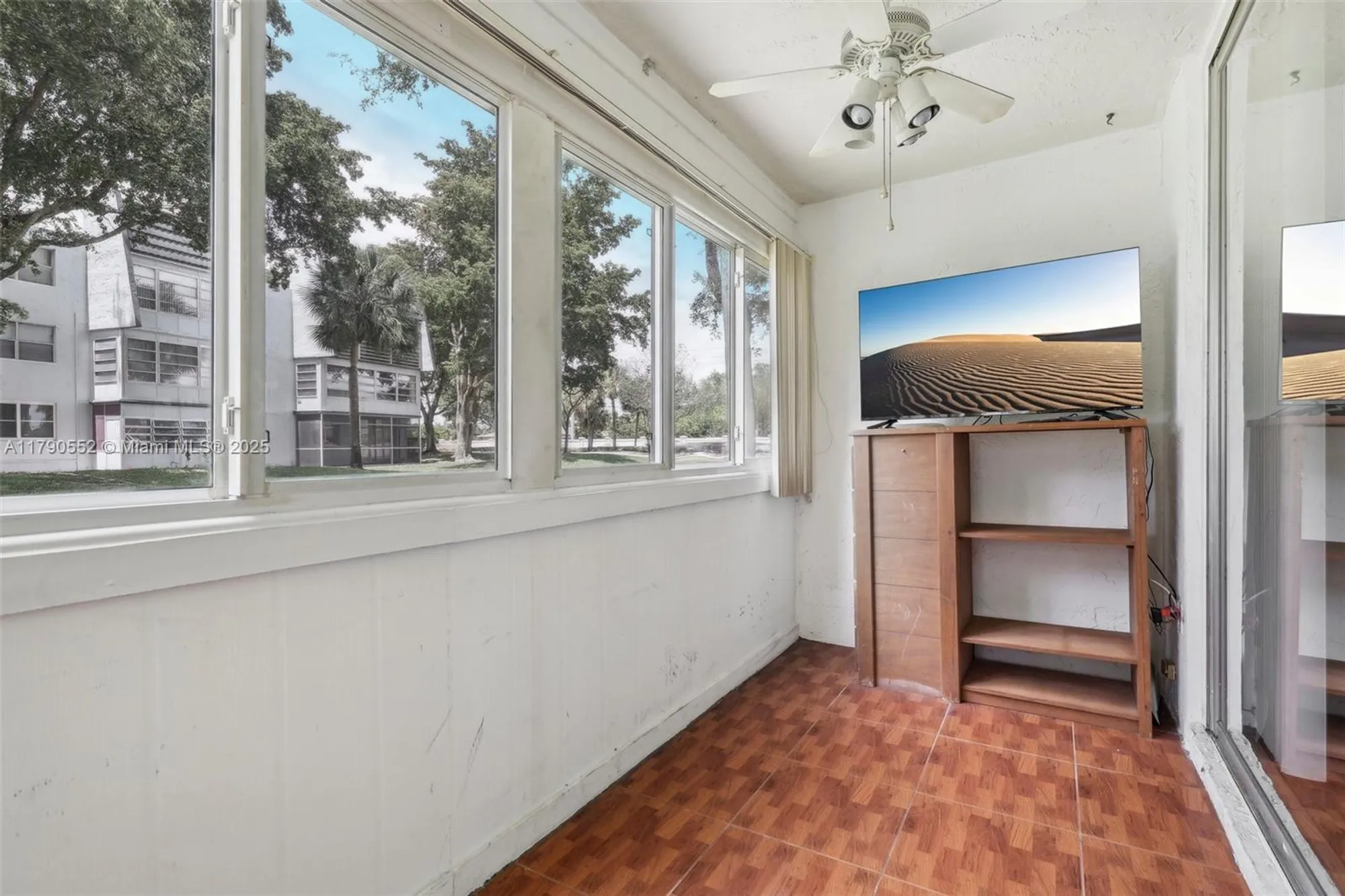 Property Slideshow image 24 of 36 | 9201 lime bay blvd 105, Tamarac, FL, 33321