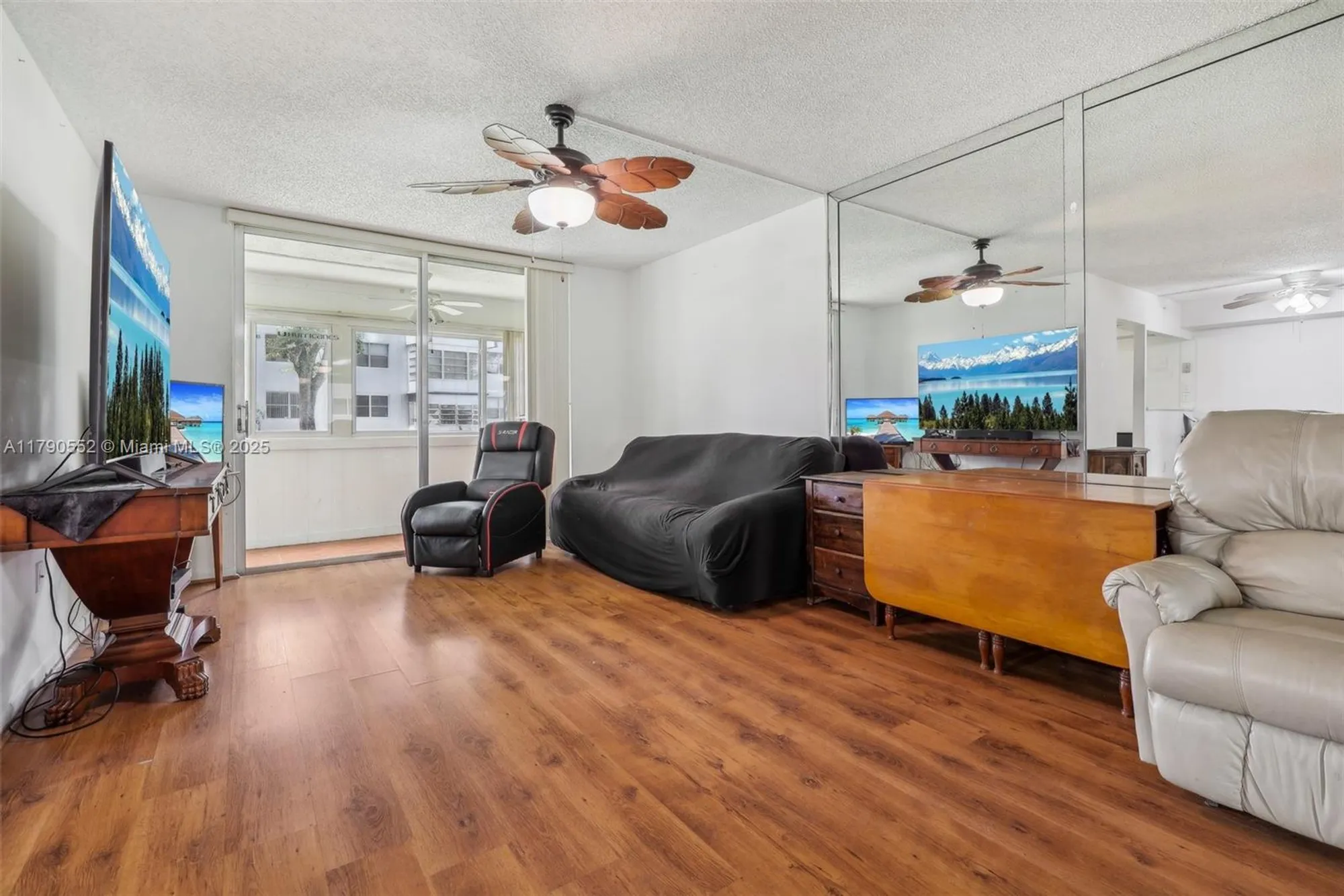 Property Slideshow image 3 of 36 | 9201 lime bay blvd 105, Tamarac, FL, 33321