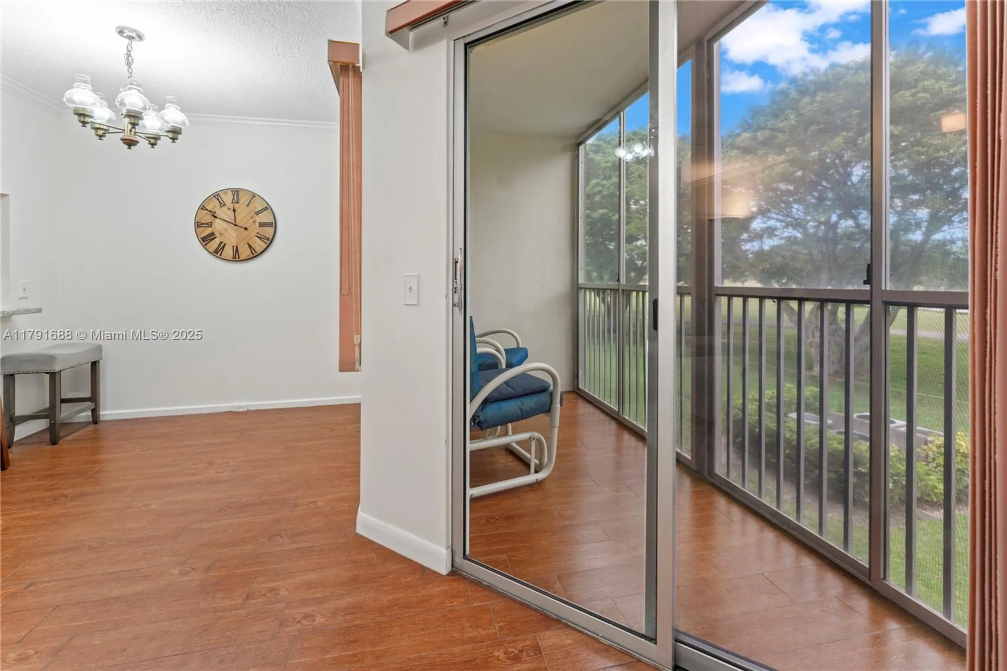 Property Slideshow image 12 of 60 | 300 sw 130th ter apt 203b, Pembroke Pines, FL, 33027