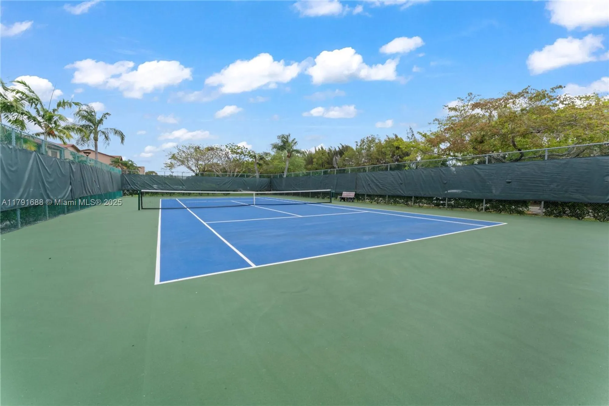 Property Slideshow image 28 of 60 | 300 sw 130th ter apt 203b, Pembroke Pines, FL, 33027
