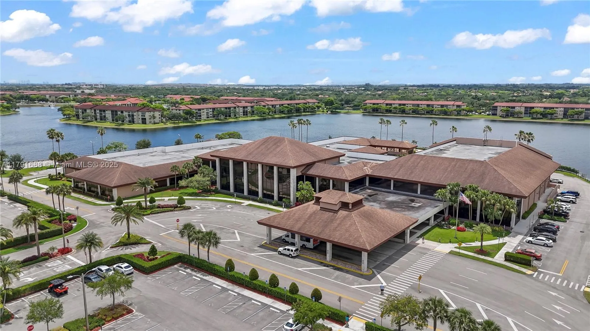 Property Slideshow image 41 of 60 | 300 sw 130th ter apt 203b, Pembroke Pines, FL, 33027