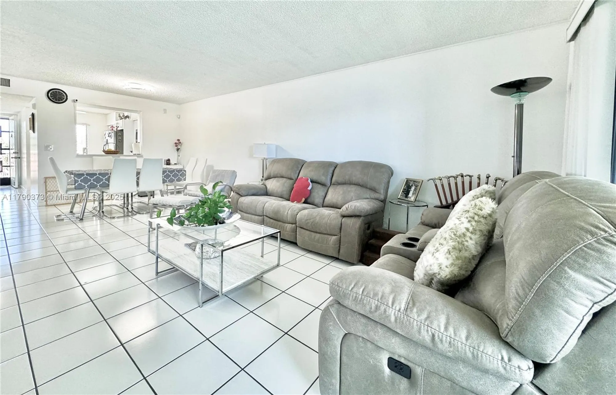 Property Slideshow image 5 of 15 | 6193 pointe regal cir 304, Delray Beach, FL, 33484