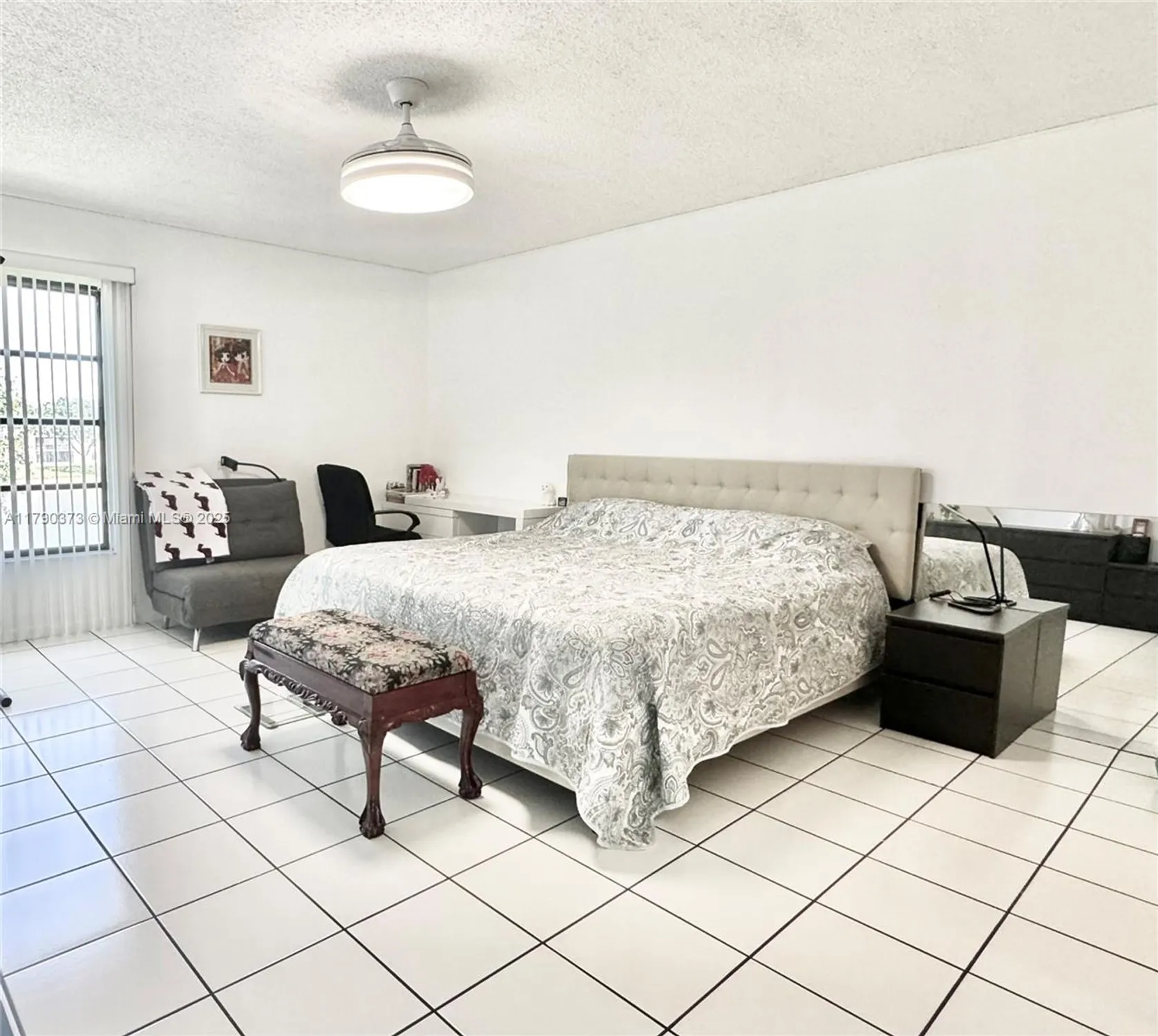 Property Slideshow image 8 of 15 | 6193 pointe regal cir 304, Delray Beach, FL, 33484