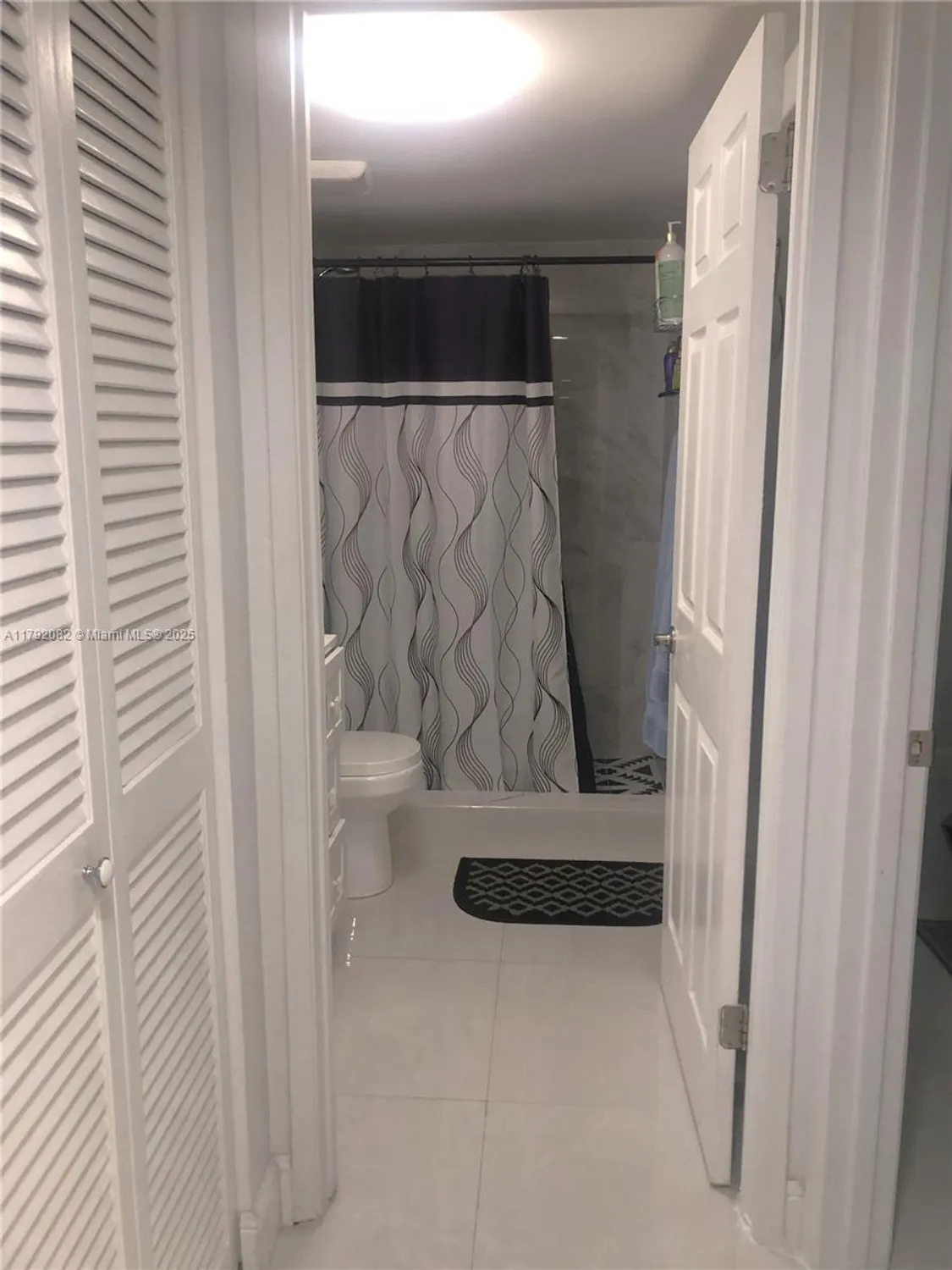 Property Slideshow image 15 of 32 | 1101 bahama bnd b2, Coconut Creek, FL, 33066