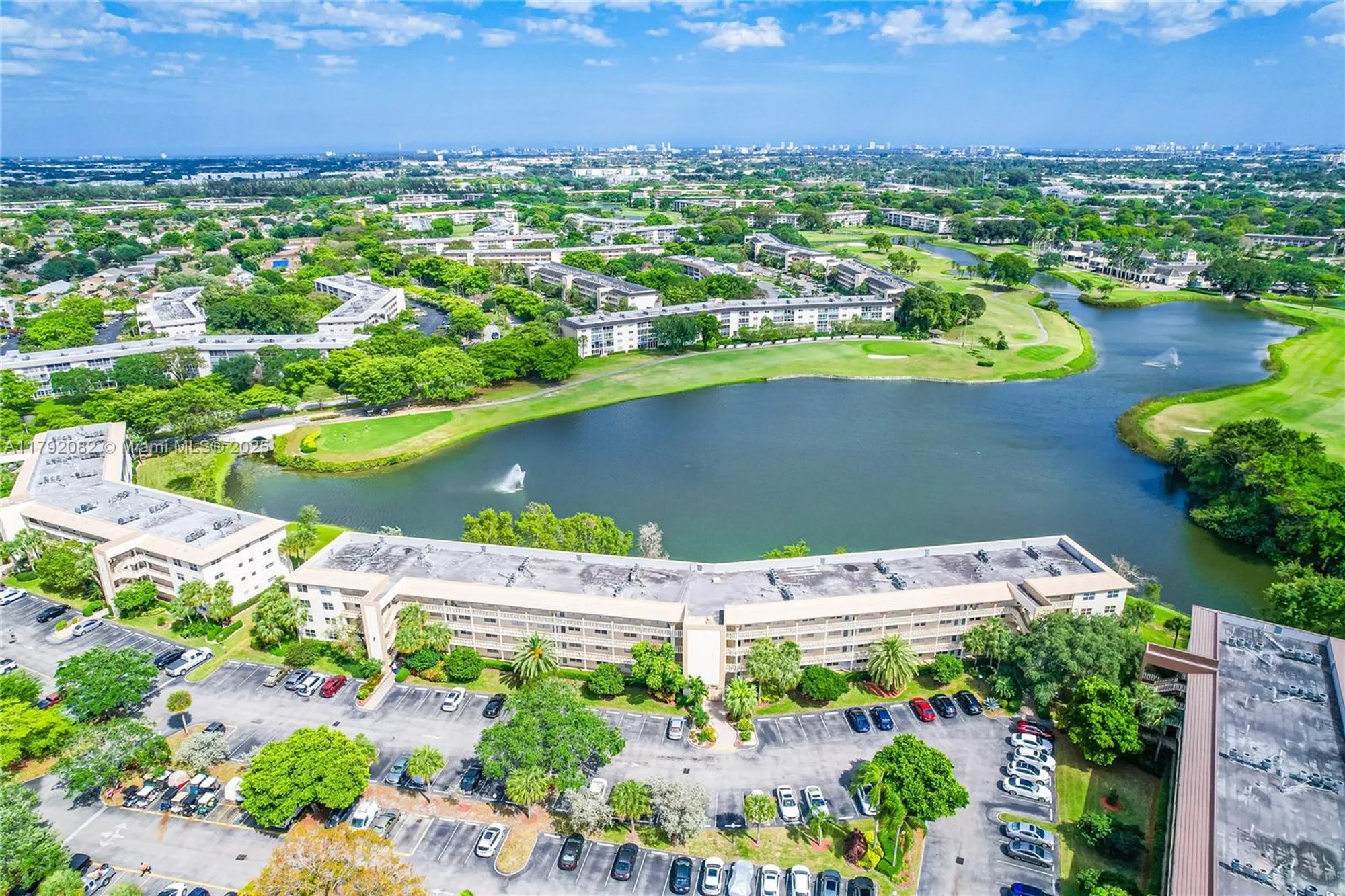 Property Slideshow image 19 of 32 | 1101 bahama bnd b2, Coconut Creek, FL, 33066