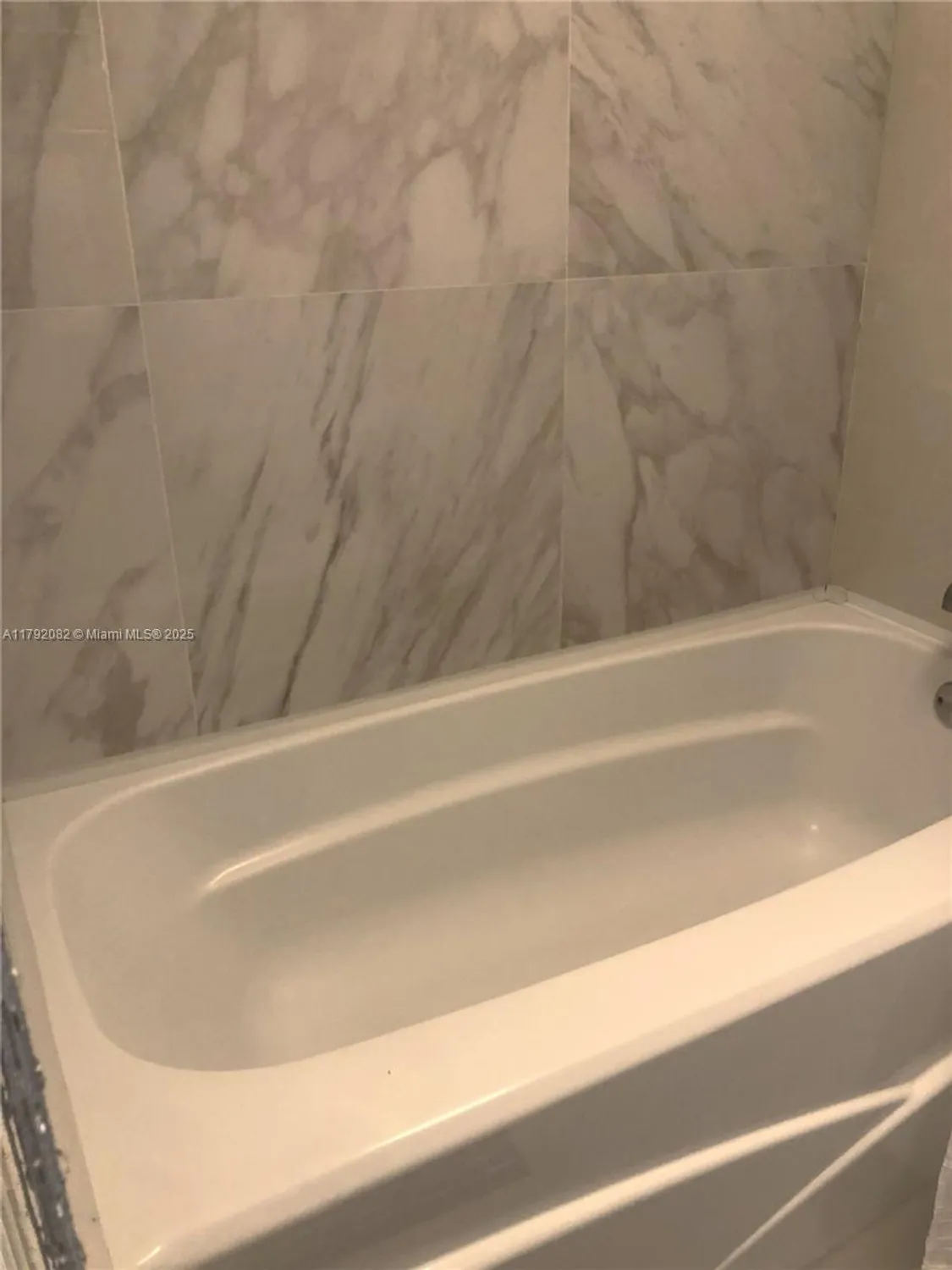 Property Slideshow image 12 of 32 | 1101 bahama bnd b2, Coconut Creek, FL, 33066