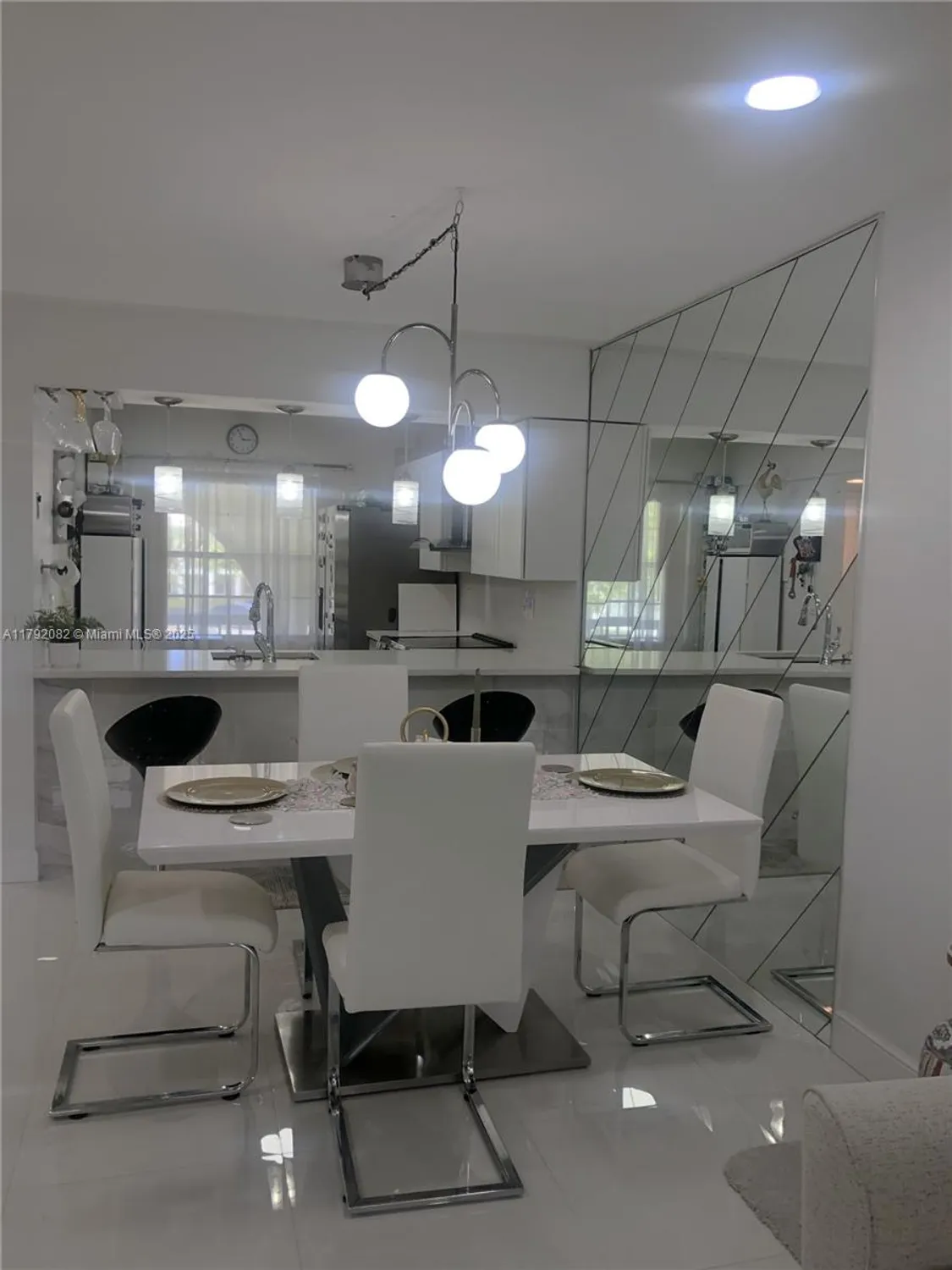 Property Slideshow image 5 of 32 | 1101 bahama bnd b2, Coconut Creek, FL, 33066