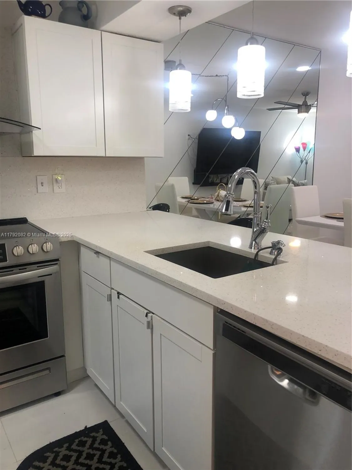 Property Slideshow image 6 of 32 | 1101 bahama bnd b2, Coconut Creek, FL, 33066