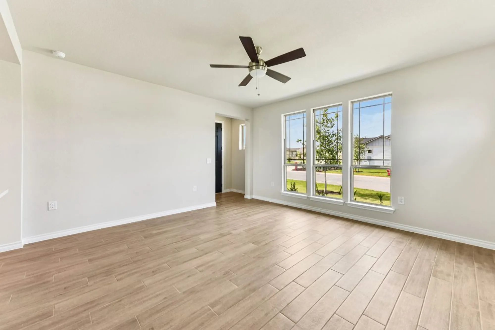 Property Slideshow image 4 of 26 | 133 antoinette way unit 101, San Marcos, TX, 78666