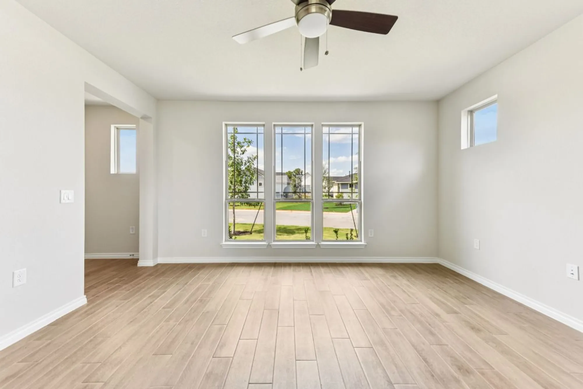 Property Slideshow image 5 of 26 | 133 antoinette way unit 101, San Marcos, TX, 78666