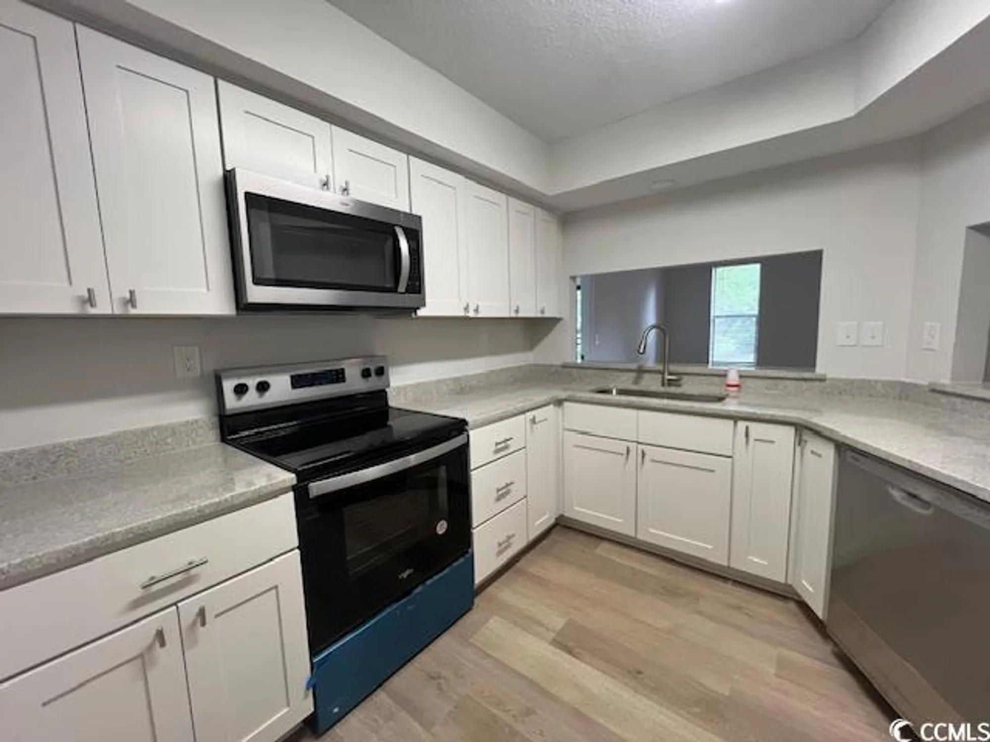 Property Slideshow image 9 of 27 | 116 hickory dr, Conway, SC, 29526