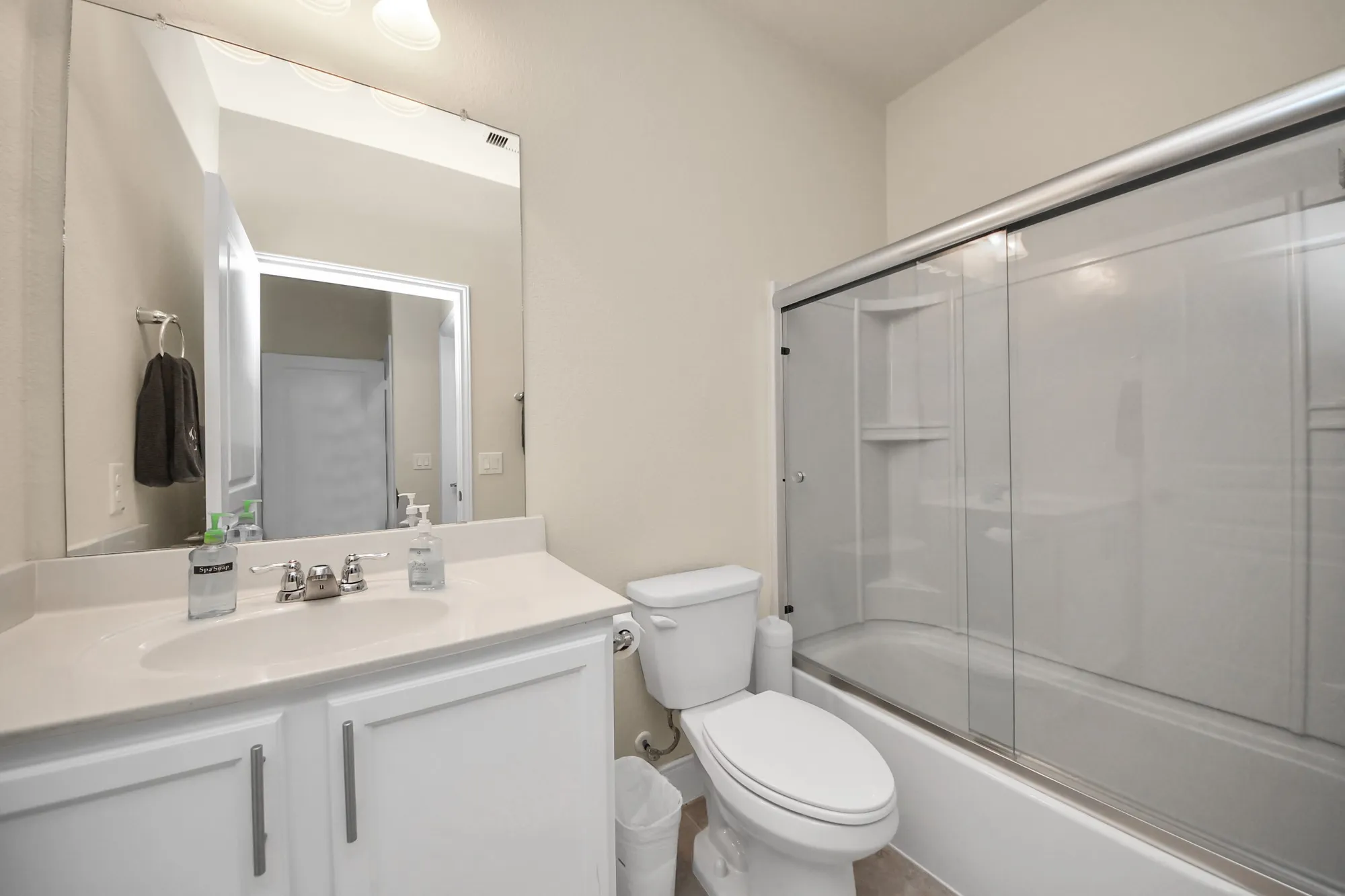 Property Slideshow image 16 of 23 | 2918 persimmon grv, Richmond, TX, 77469