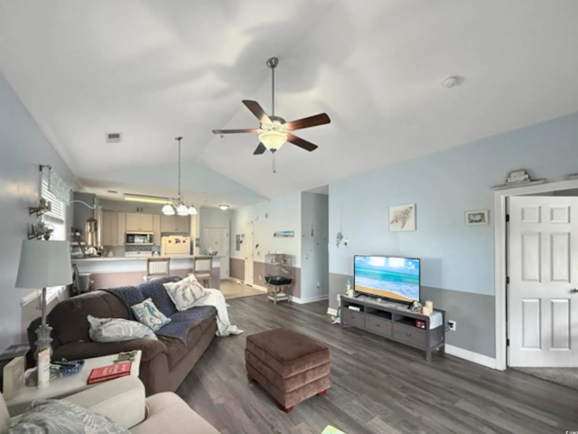 Property Slideshow image 8 of 30 | 224 castle dr 1408, Myrtle Beach, SC, 29579