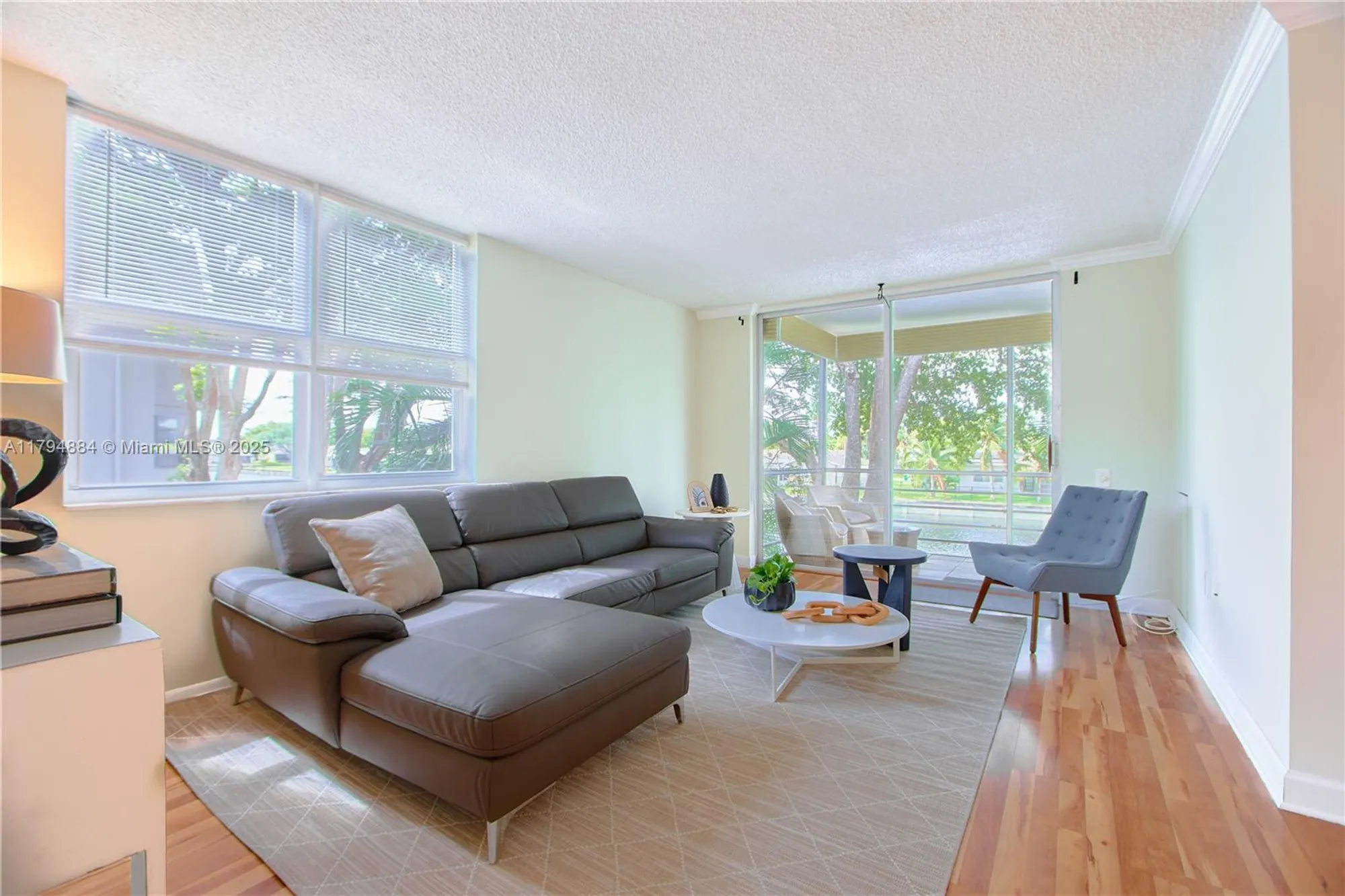 Property Slideshow image 14 of 39 | 9150 lime bay blvd apt 201, Tamarac, FL, 33321