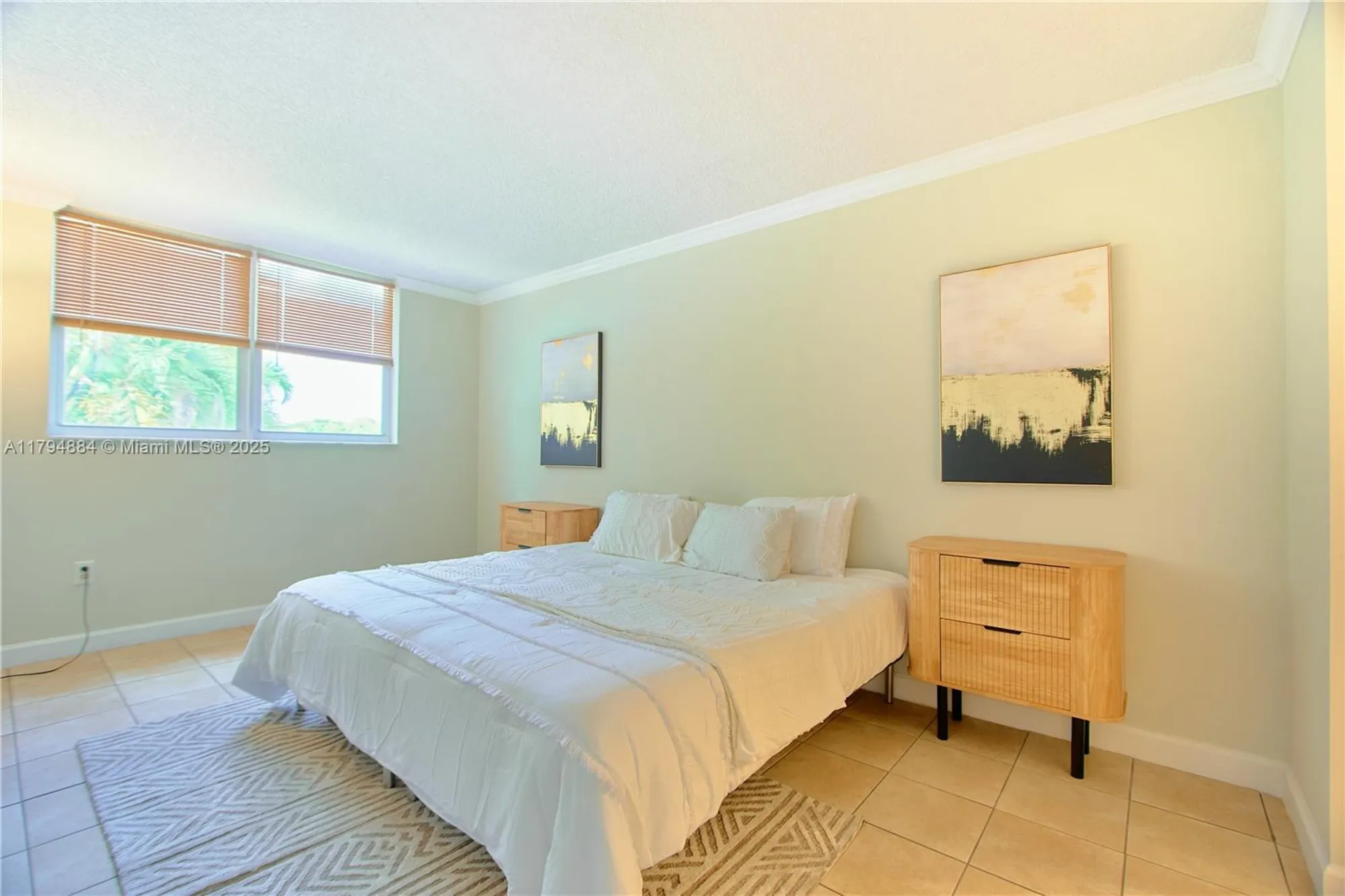 Property Slideshow image 16 of 39 | 9150 lime bay blvd apt 201, Tamarac, FL, 33321