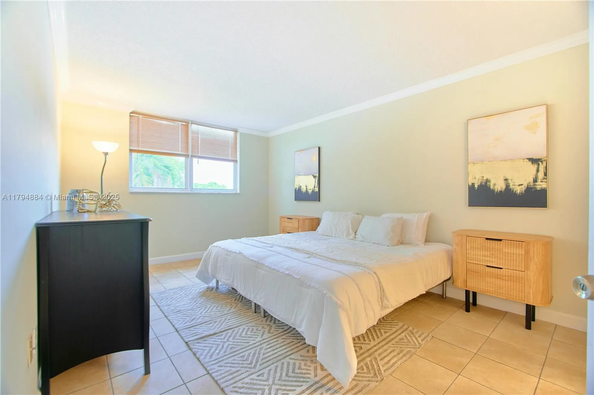 Property Slideshow image 18 of 39 | 9150 lime bay blvd apt 201, Tamarac, FL, 33321